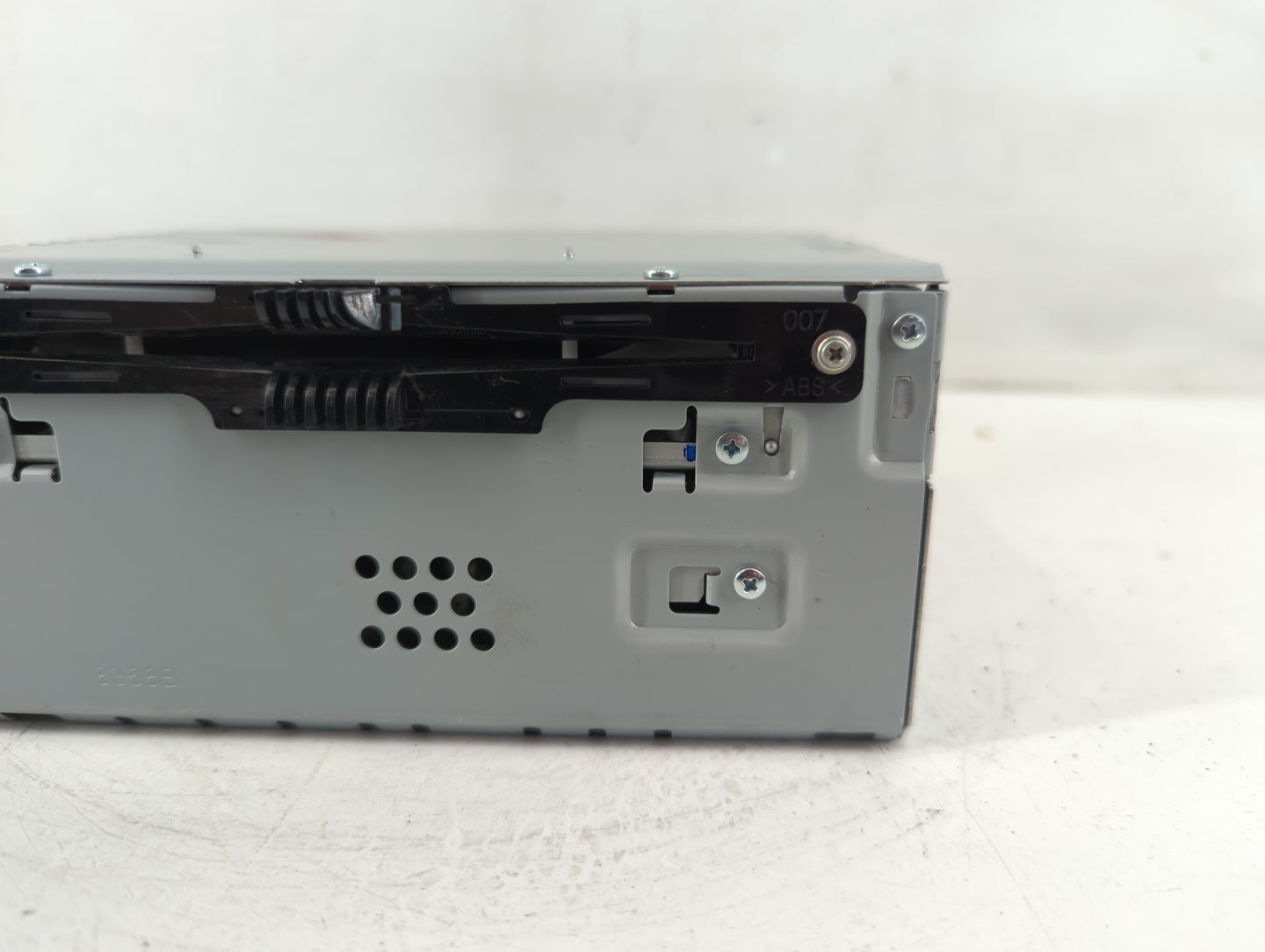 2017-2020 Ford Fusion Radio AM FM Cd Player Receiver Replacement Fits Fits 2017 2018 2019 2020 OEM Used Auto Parts - Oemused