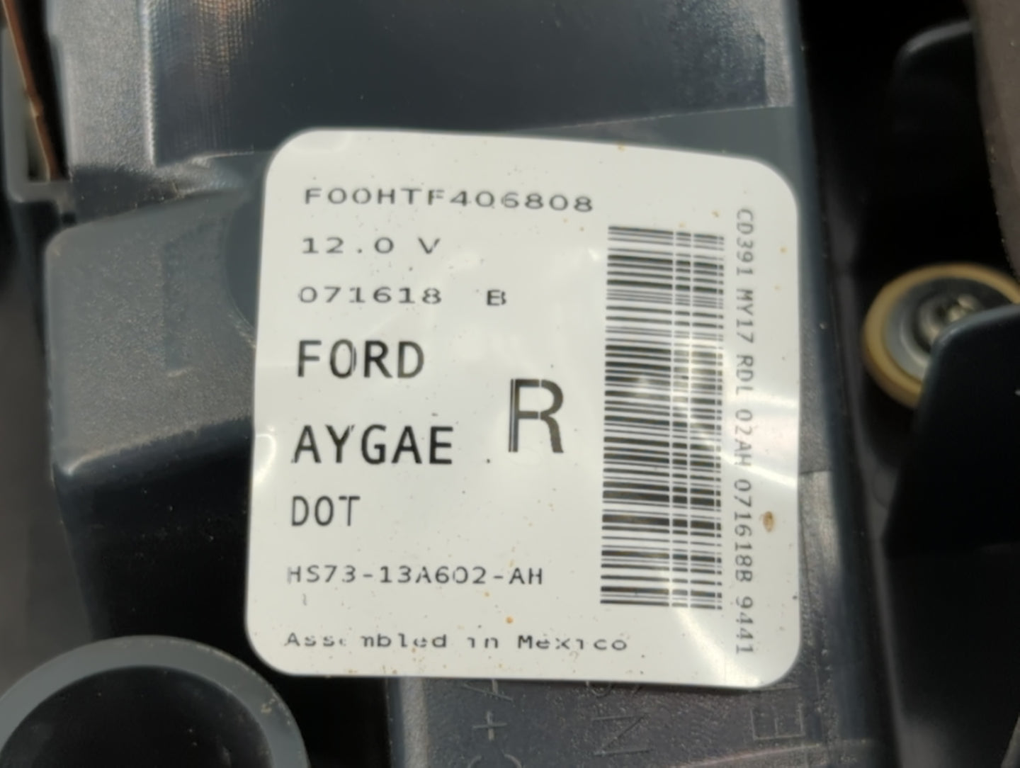 2017-2018 Ford Fusion Tail Light Assembly Passenger Right OEM P/N:HS73-13A602-AH Fits Fits 2017 2018 OEM Used Auto Parts - O