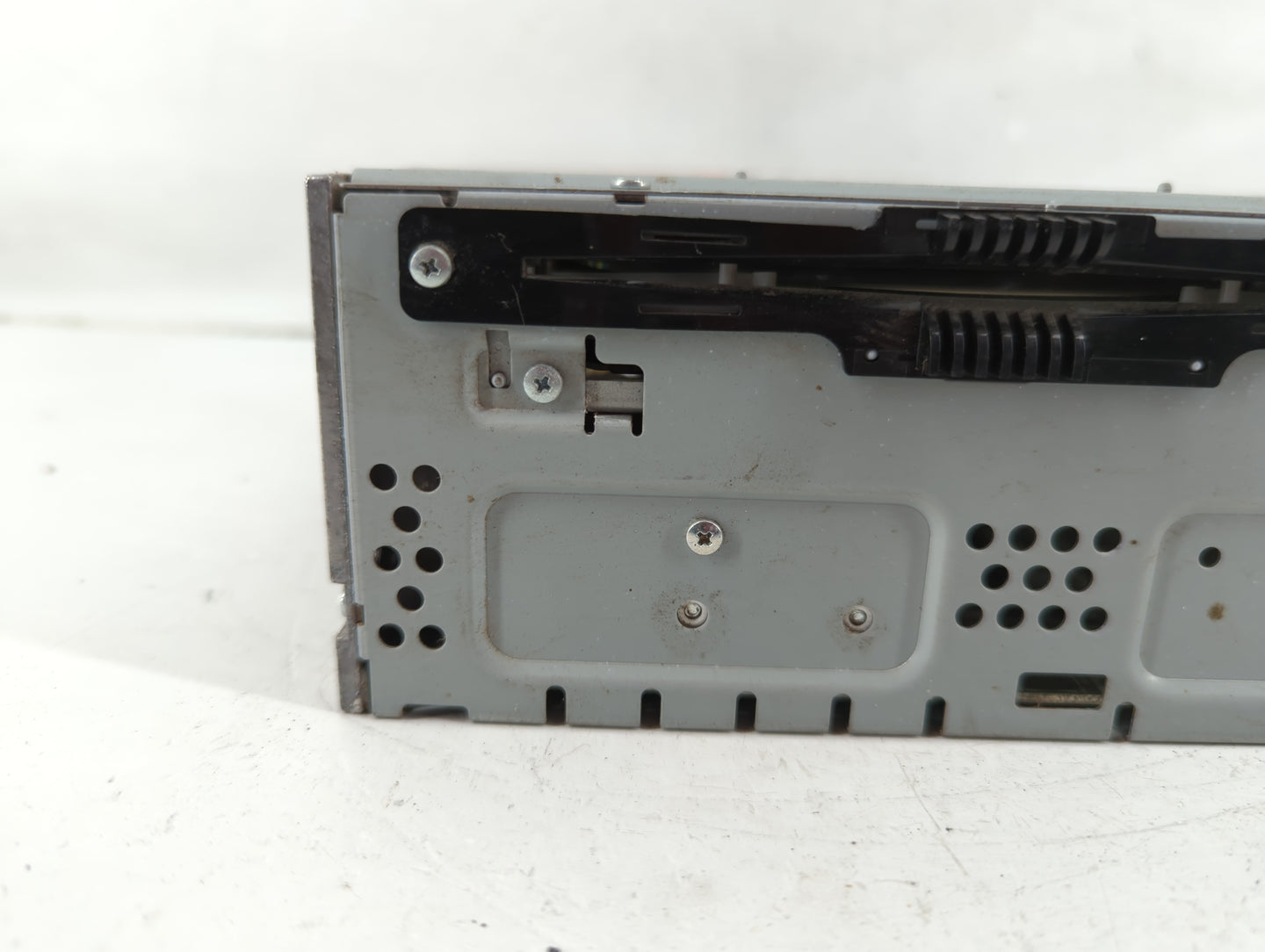 2017-2020 Ford Fusion Radio AM FM Cd Player Receiver Replacement Fits Fits 2017 2018 2019 2020 OEM Used Auto Parts - Oemused