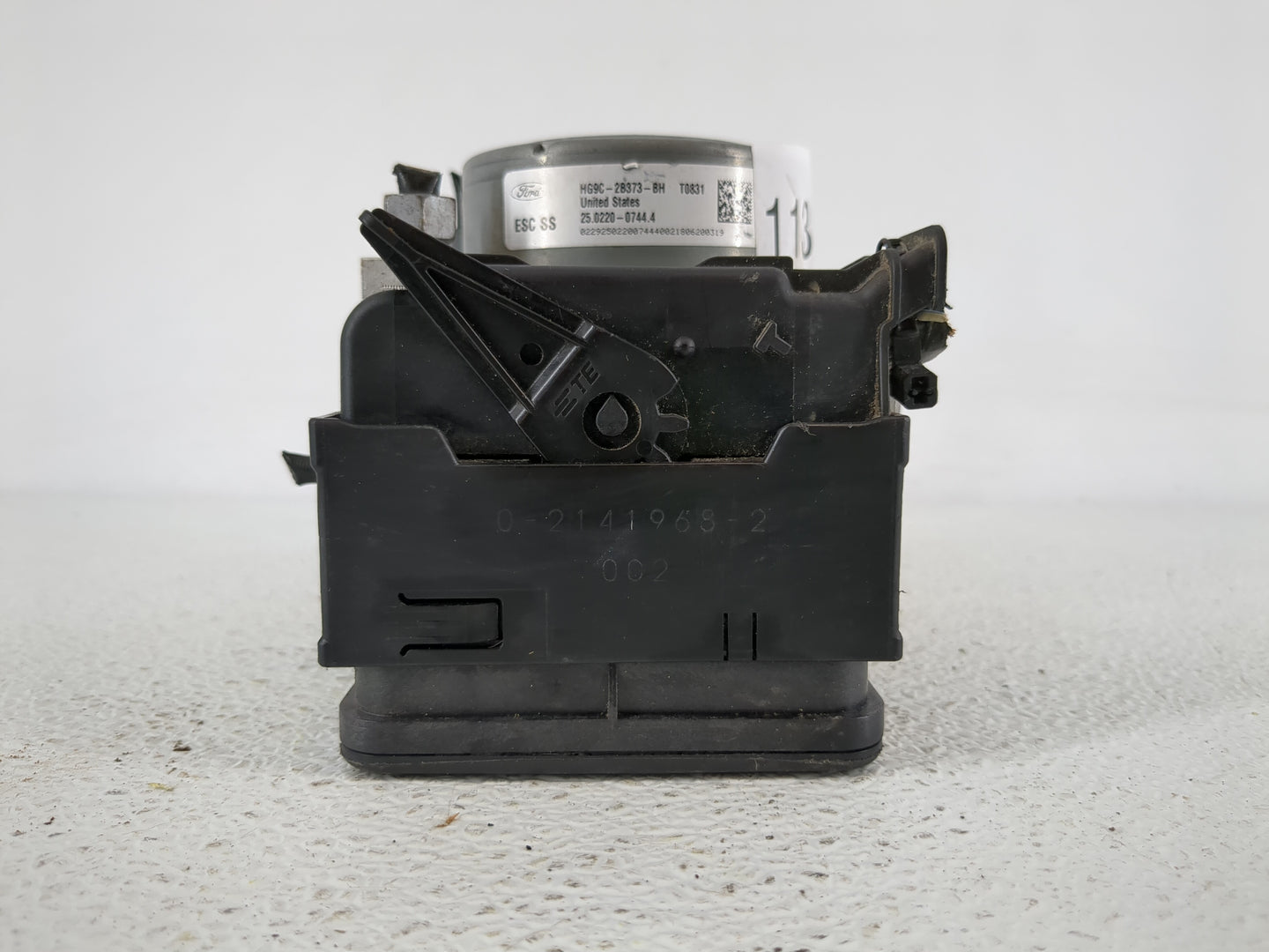 2017-2018 Ford Fusion ABS Pump Control Module Replacement P/N:HG9C-2B373-BH HG9C-2B373-BF Fits Fits 2017 2018 OEM Used Auto 