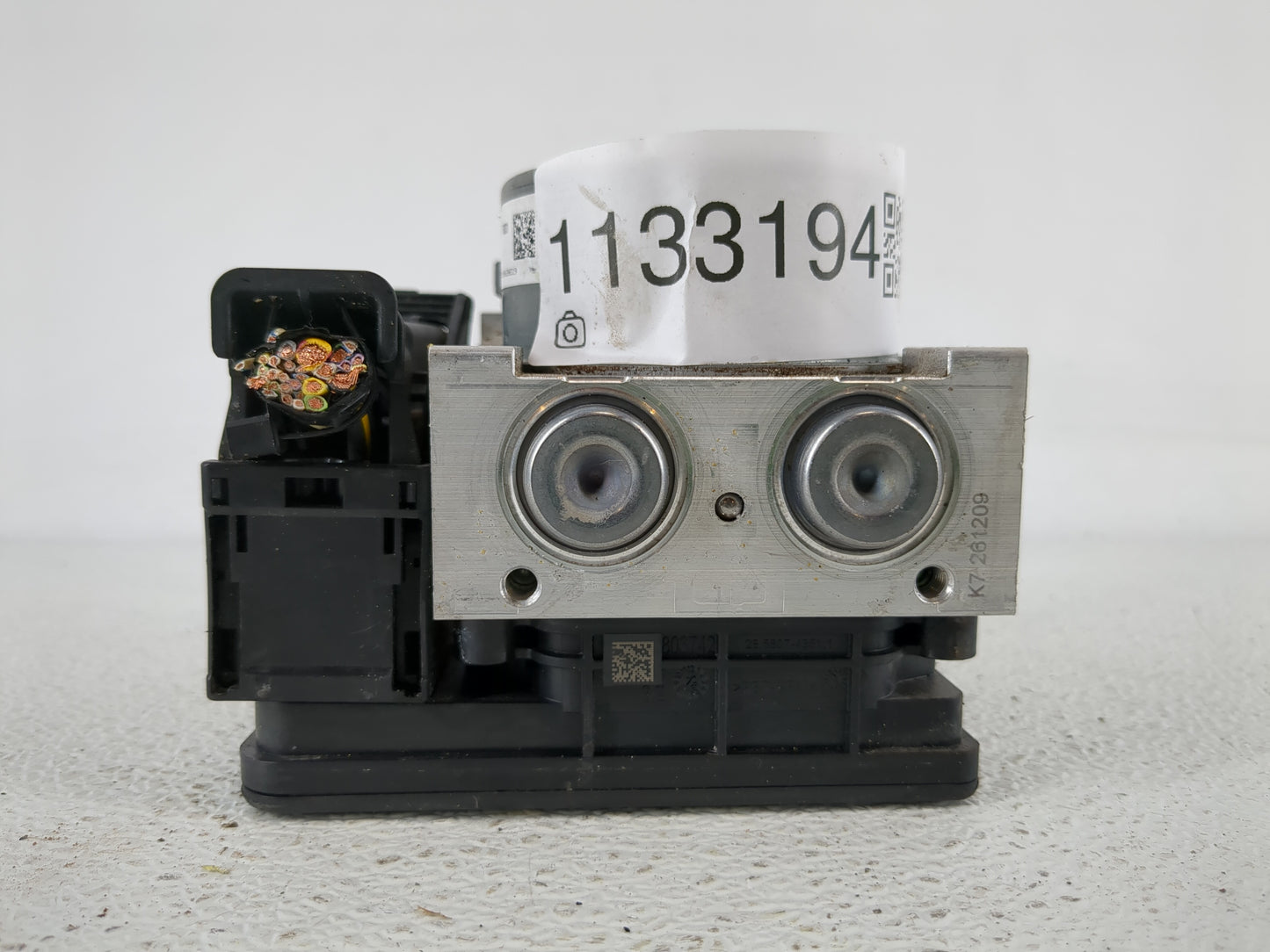 2017-2018 Ford Fusion ABS Pump Control Module Replacement P/N:HG9C-2B373-BH HG9C-2B373-BF Fits Fits 2017 2018 OEM Used Auto 