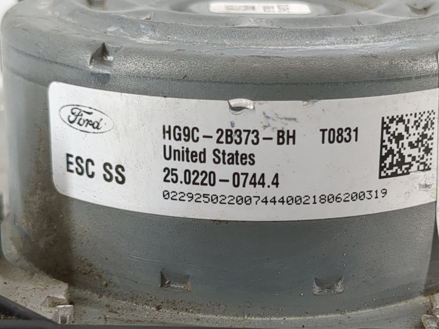 2017-2018 Ford Fusion ABS Pump Control Module Replacement P/N:HG9C-2B373-BH HG9C-2B373-BF Fits Fits 2017 2018 OEM Used Auto 