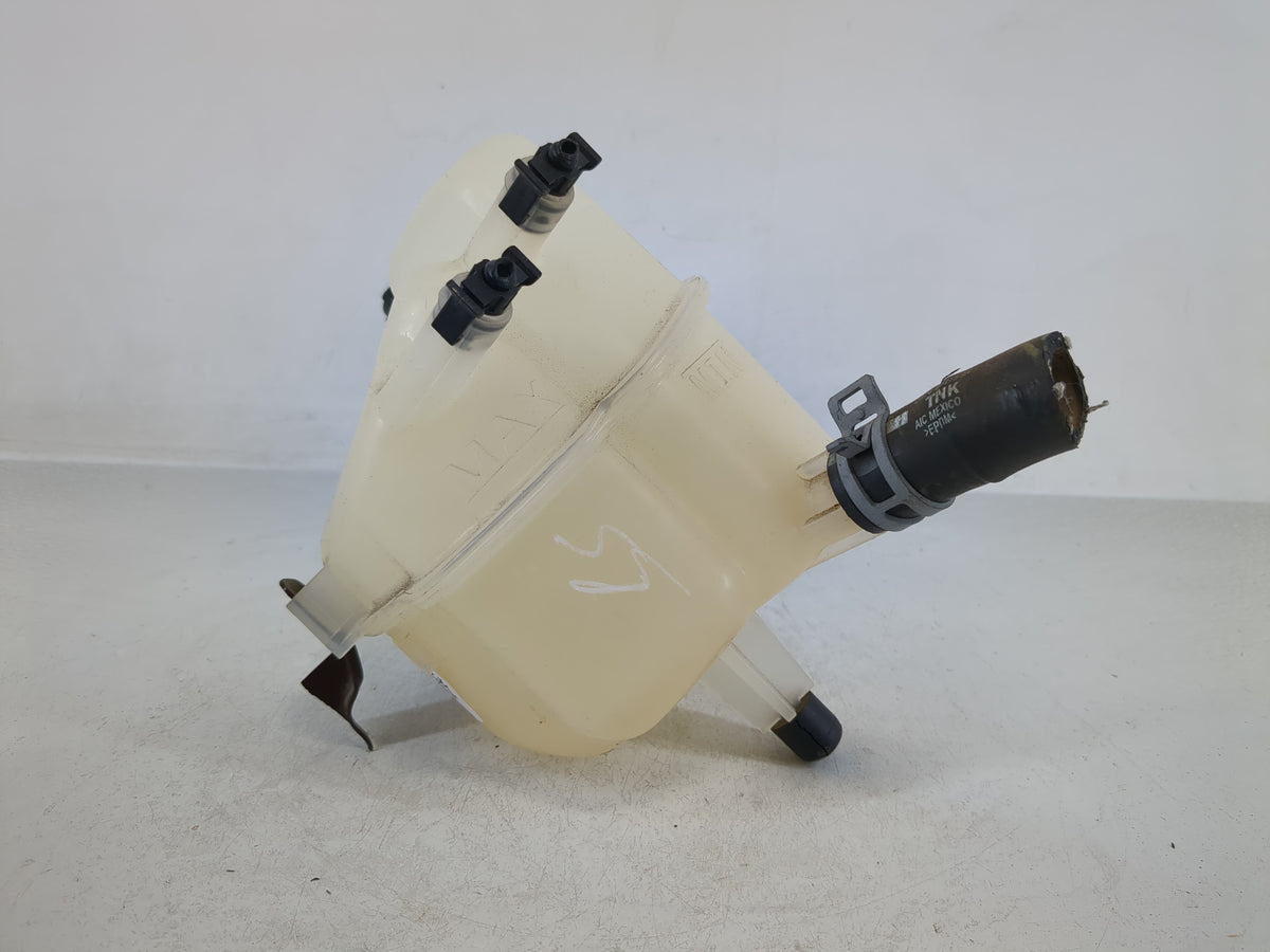 2017-2020 Ford Fusion Radiator Coolant Overflow Expansion Tank Bottle 1166762 - Oemusedautoparts1.com