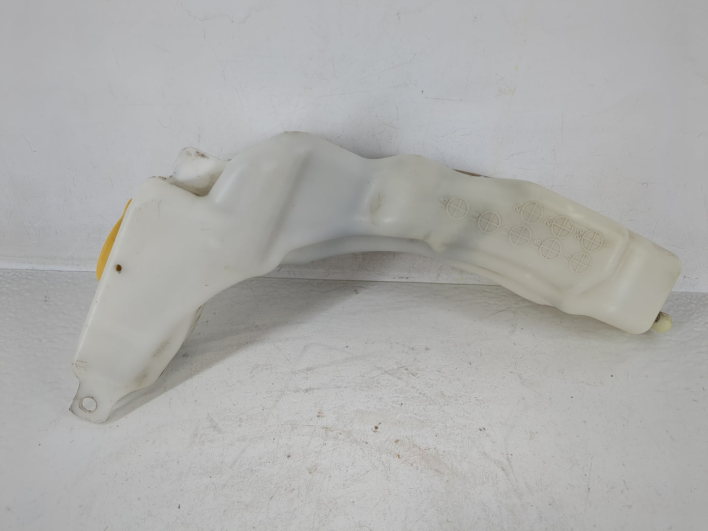 2017-2020 Ford Fusion Radiator Coolant Overflow Expansion Tank Bottle - Oemusedautoparts1.com