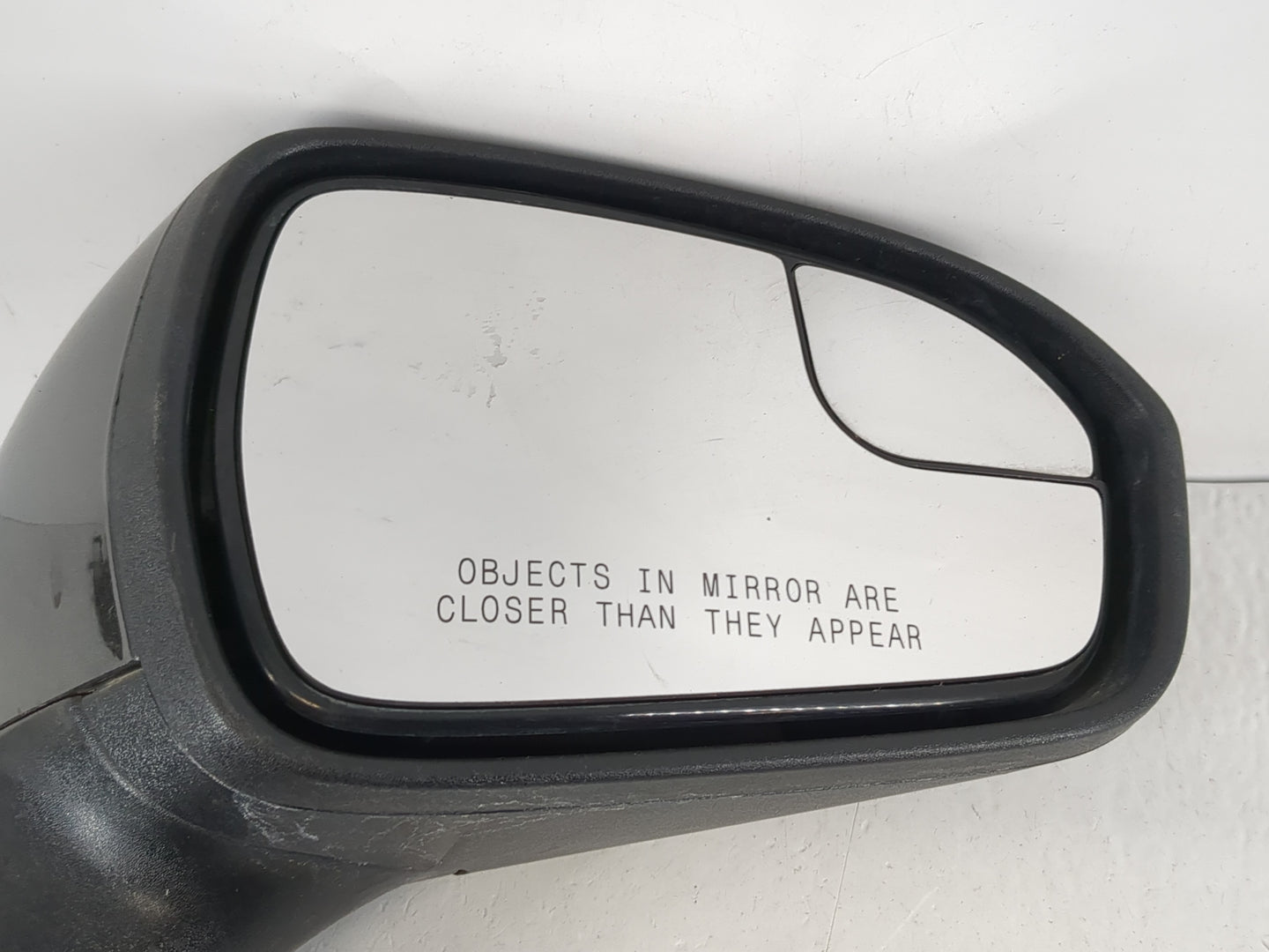 2018 Ford Fusion Passenger Side View Mirror - Right Door Mirror OEM Used - Oemusedautoparts1.com