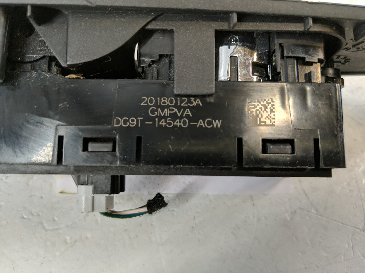 2013-2020 Ford Fusion Master Power Window Switch Replacement Driver Side Left P/N:20180123A DG9T-14540-ACW Fits OEM Used Aut