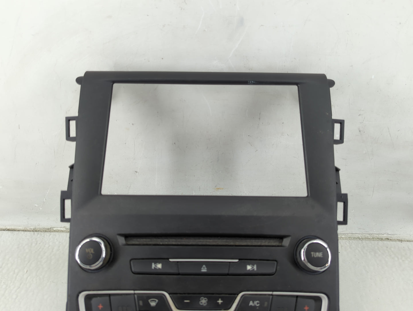 2018 Ford Fusion Climate Control Module Temperature AC/Heater Replacement P/N:GS7T-18E245-AEB Fits OEM Used Auto Parts - Oem