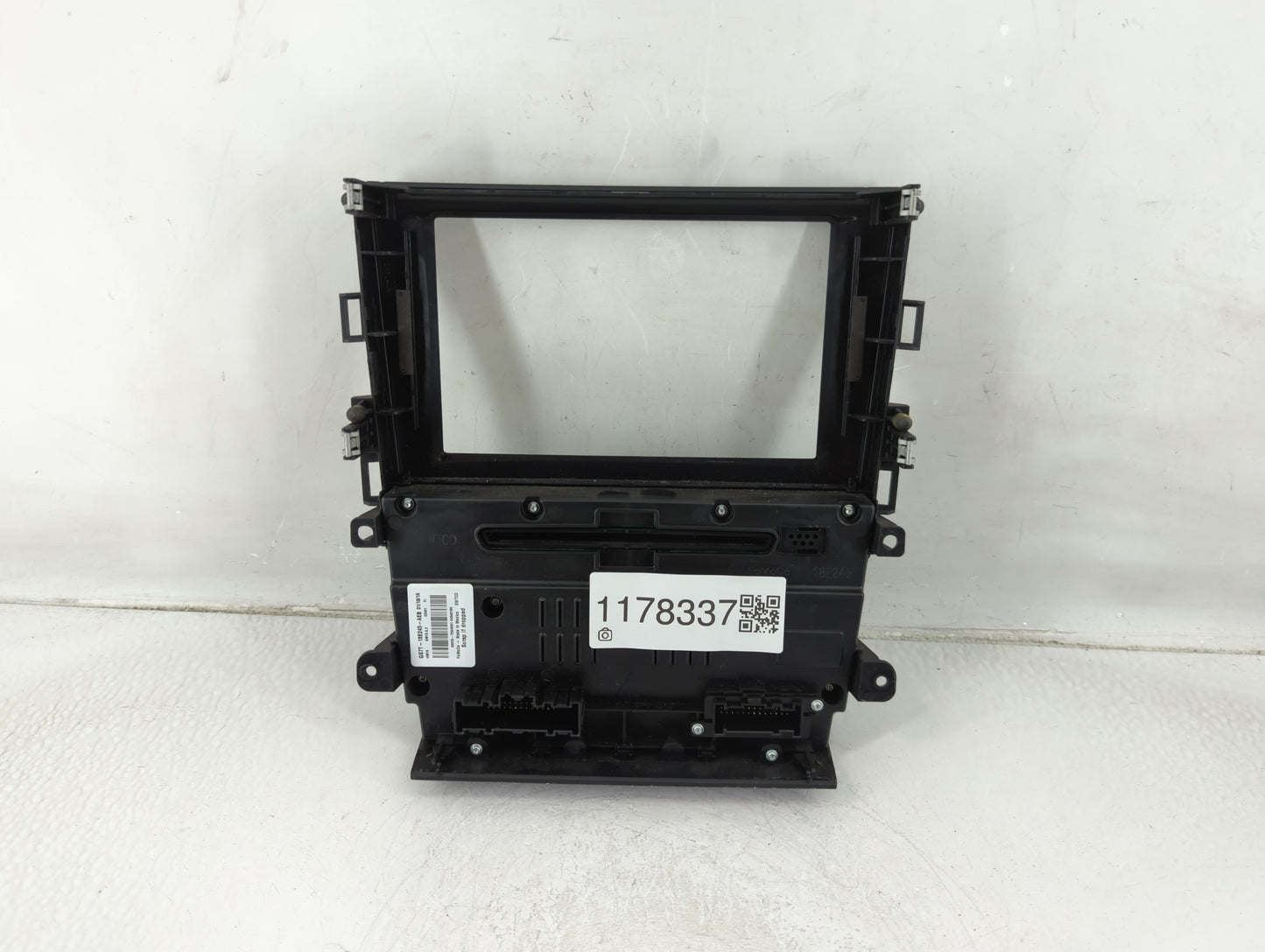 2018 Ford Fusion Climate Control Module Temperature AC/Heater Replacement P/N:GS7T-18E245-AEB Fits OEM Used Auto Parts - Oem