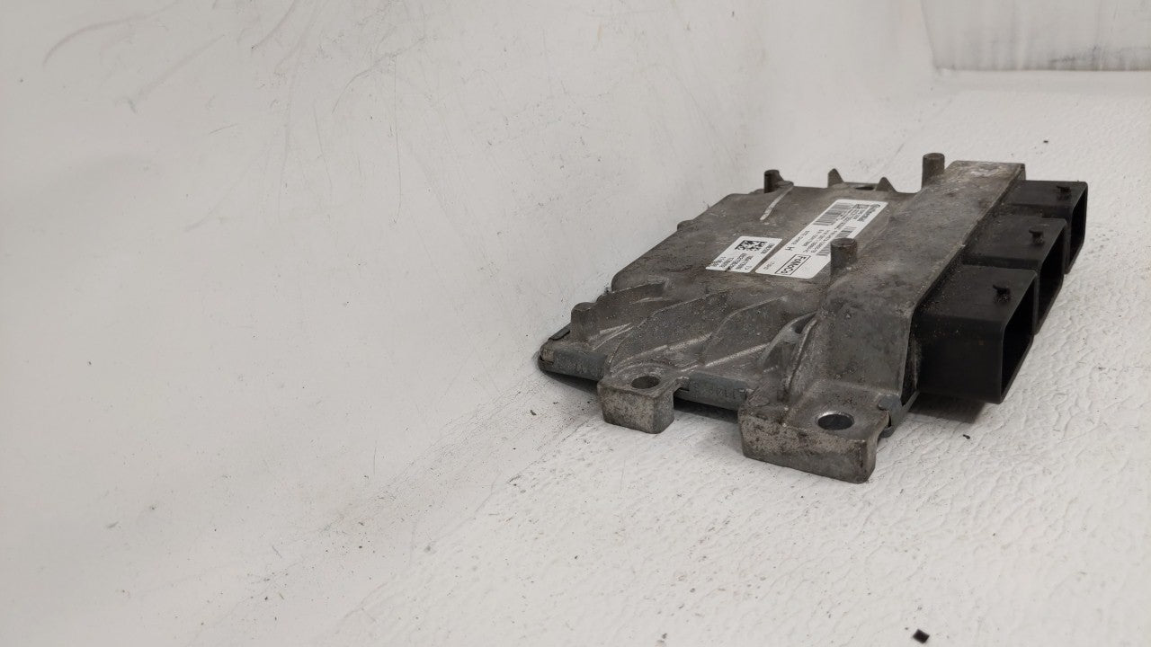 2017-2019 Ford Fusion PCM Engine Control Computer ECU ECM PCU OEM P/N:HS7A-12A650-TB DS71-12B684-VB Fits OEM Used Auto Parts