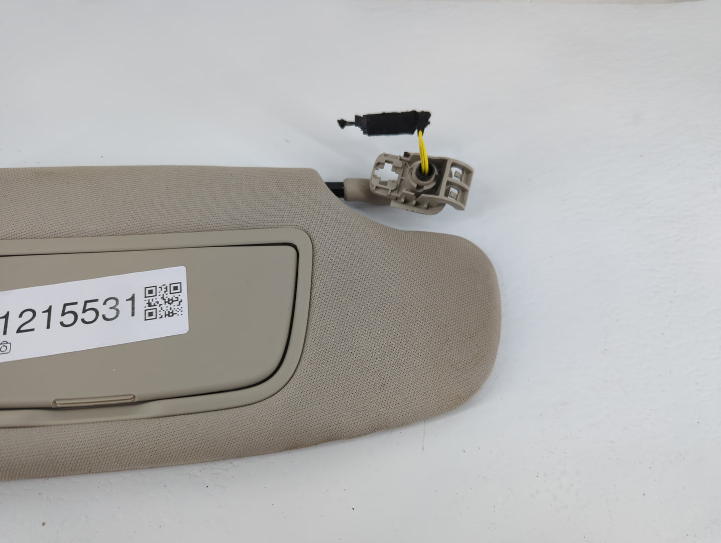 2017-2020 Ford Fusion Sun Visor Shade Replacement Passenger Right Mirror Fits Fits 2017 2018 2019 2020 OEM Used Auto Parts -