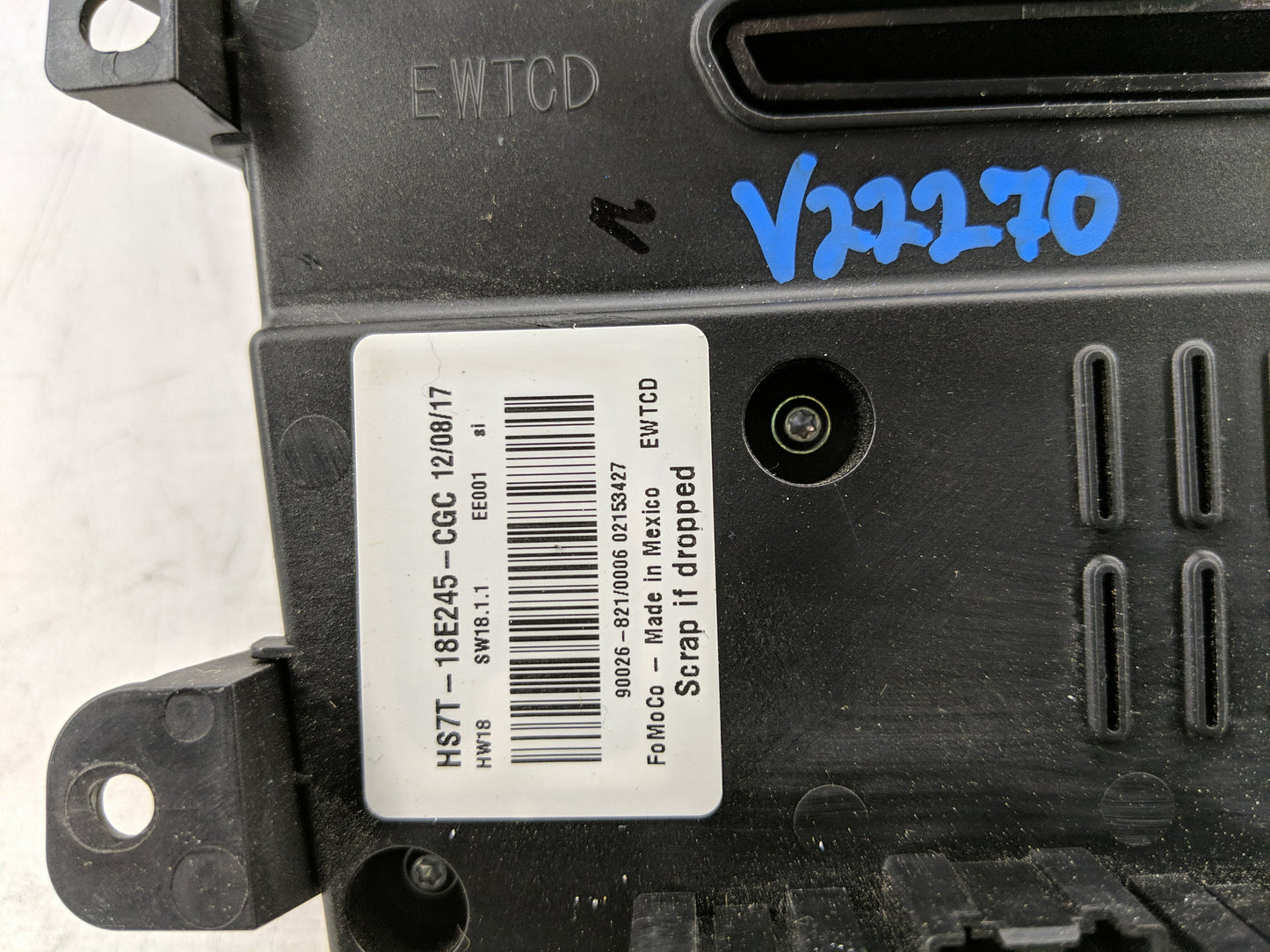 2018 Ford Fusion Radio AM FM Cd Player Receiver Replacement P/N:HS7T-18E245-CGC Fits OEM Used Auto Parts - Oemusedautoparts1