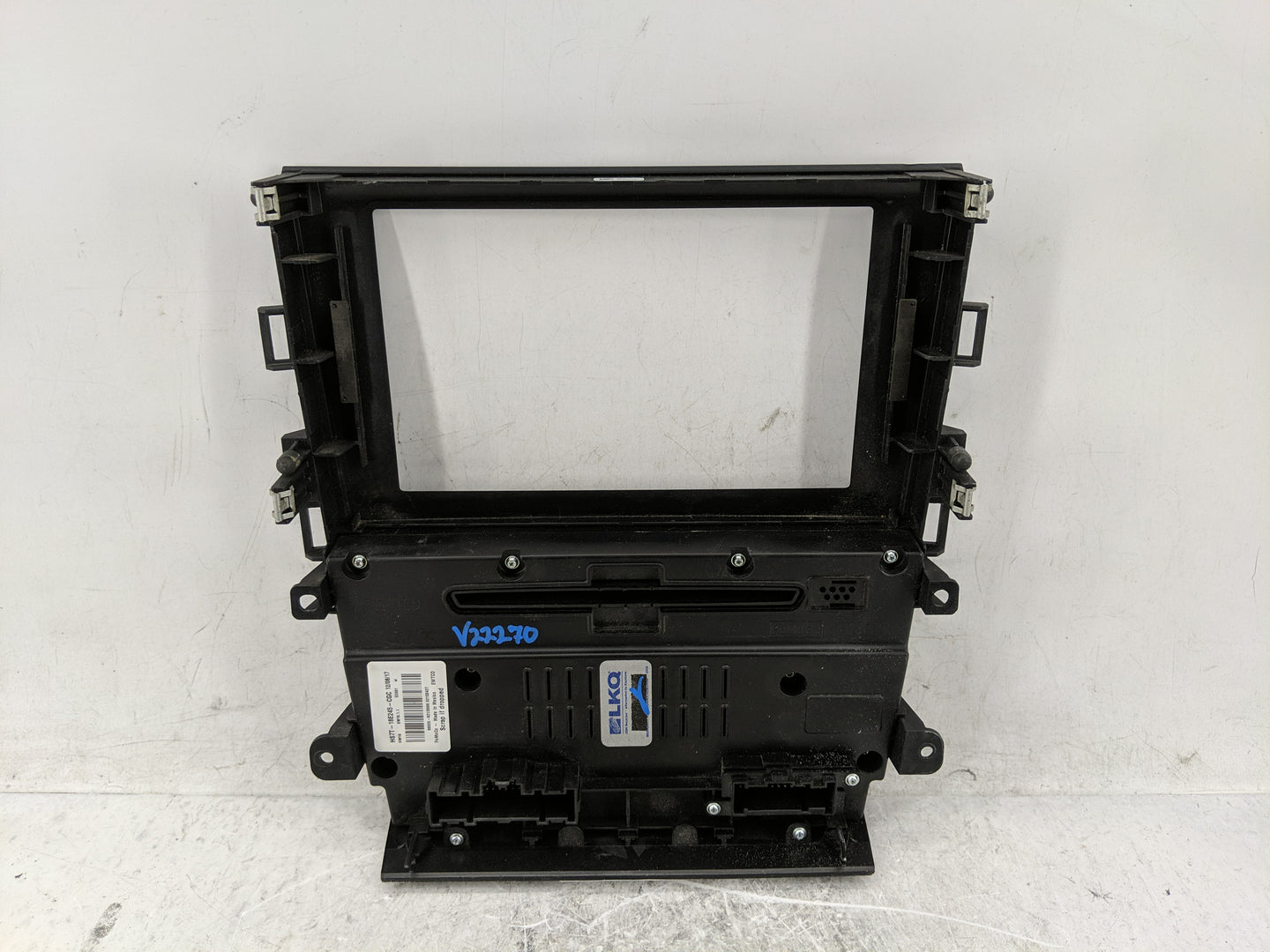 2018 Ford Fusion Radio AM FM Cd Player Receiver Replacement P/N:HS7T-18E245-CGC Fits OEM Used Auto Parts - Oemusedautoparts1