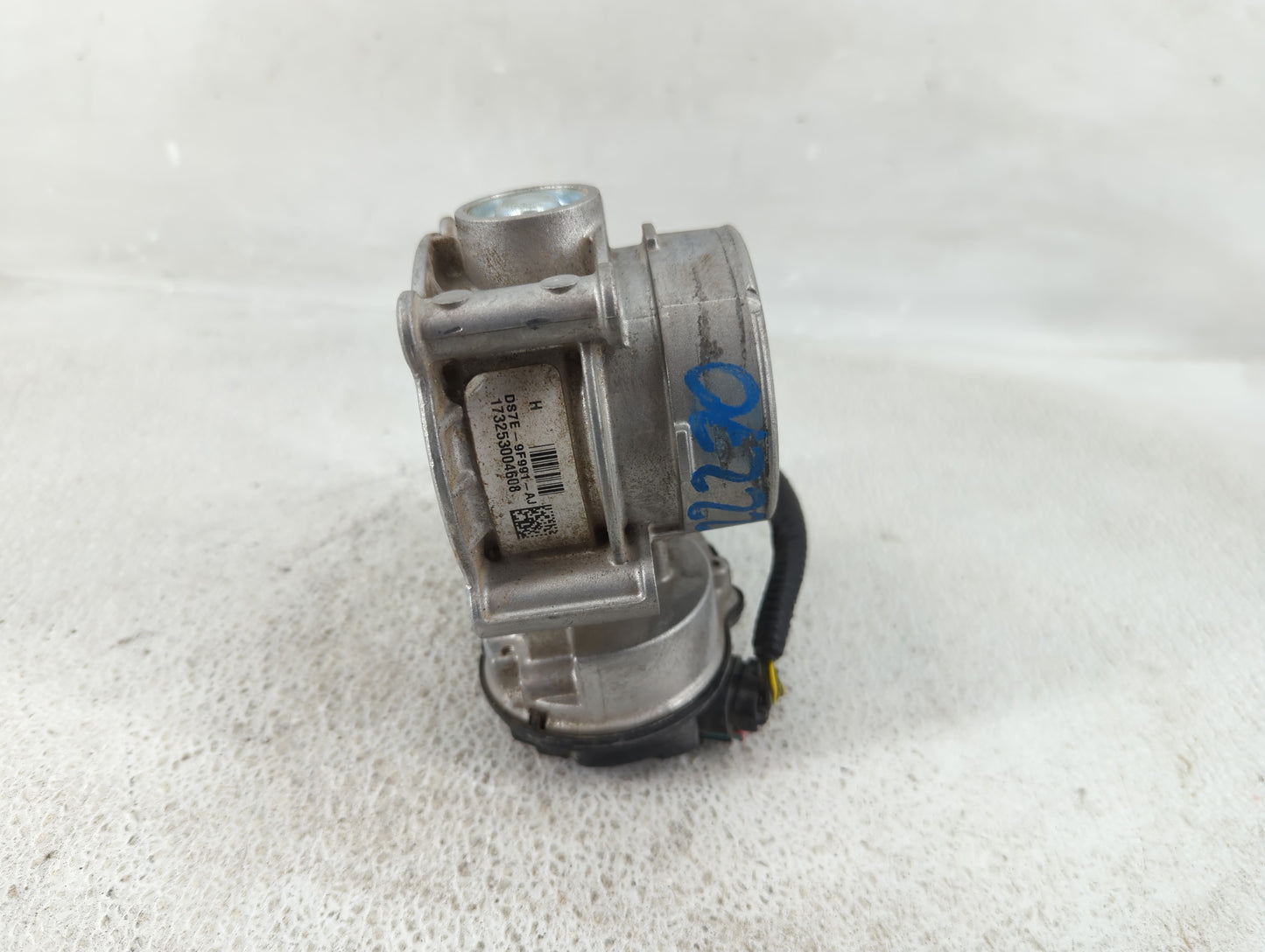 2013-2020 Ford Fusion Throttle Body P/N:DS7E-9F991-AJ Fits Fits 2013 2014 2015 2016 2017 2018 2019 2020 2021 2022 OEM Used A