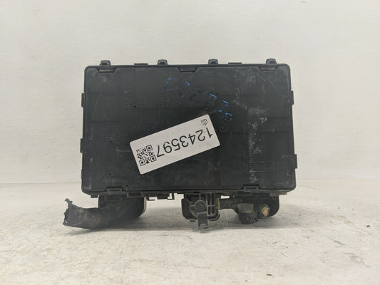 2017-2020 Ford Fusion Fusebox Fuse Box Panel Relay Module P/N:HG9T 14D068 AD Fits Fits 2017 2018 2019 2020 OEM Used Auto Par
