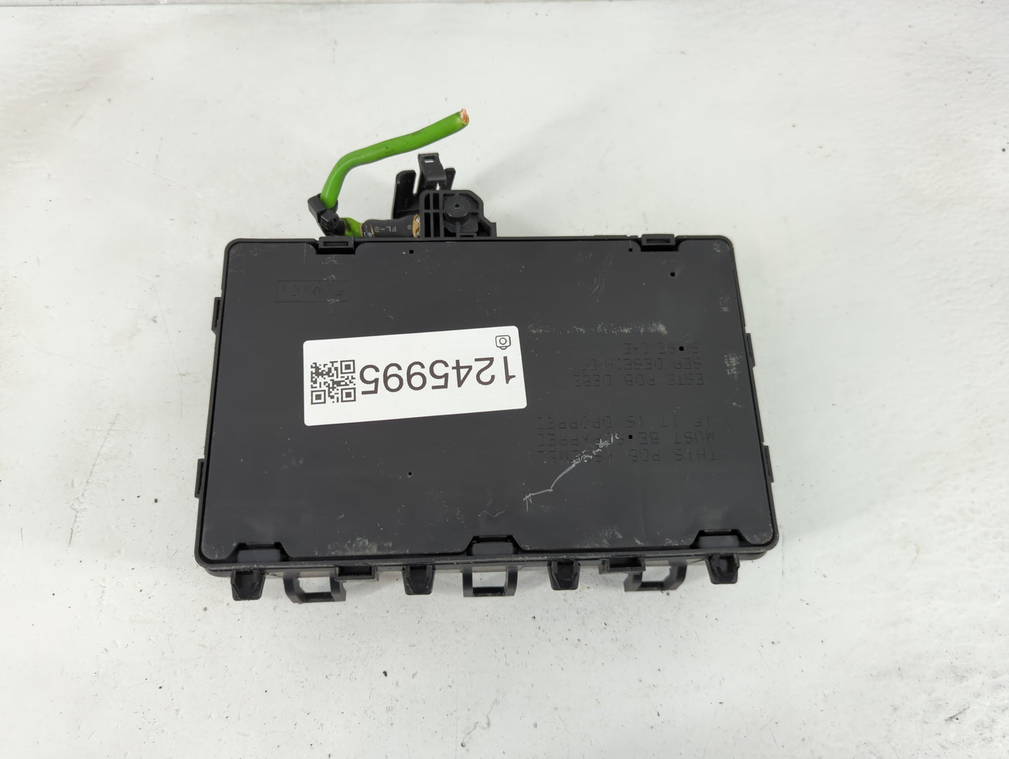 2017-2020 Ford Fusion Fusebox Fuse Box Panel Relay Module Fits Fits 2017 2018 2019 2020 OEM Used Auto Parts - Oemusedautopar