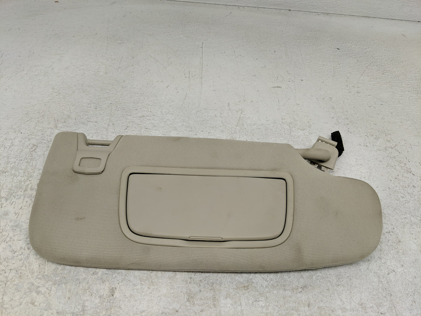 2017-2020 Ford Fusion Sun Visor Shade Replacement Passenger Right Mirror Fits Fits 2017 2018 2019 2020 OEM Used Auto Parts -
