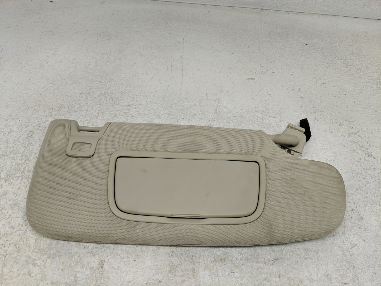 2017-2020 Ford Fusion Sun Visor Shade Replacement Passenger Right Mirror Fits Fits 2017 2018 2019 2020 OEM Used Auto Parts -