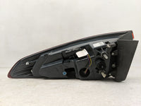 2017-2020 Ford Fusion Tail Light Assembly Passenger Right OEM P/N:F00HTF406307 Fits Fits 2017 2018 2019 2020 OEM Used Auto P