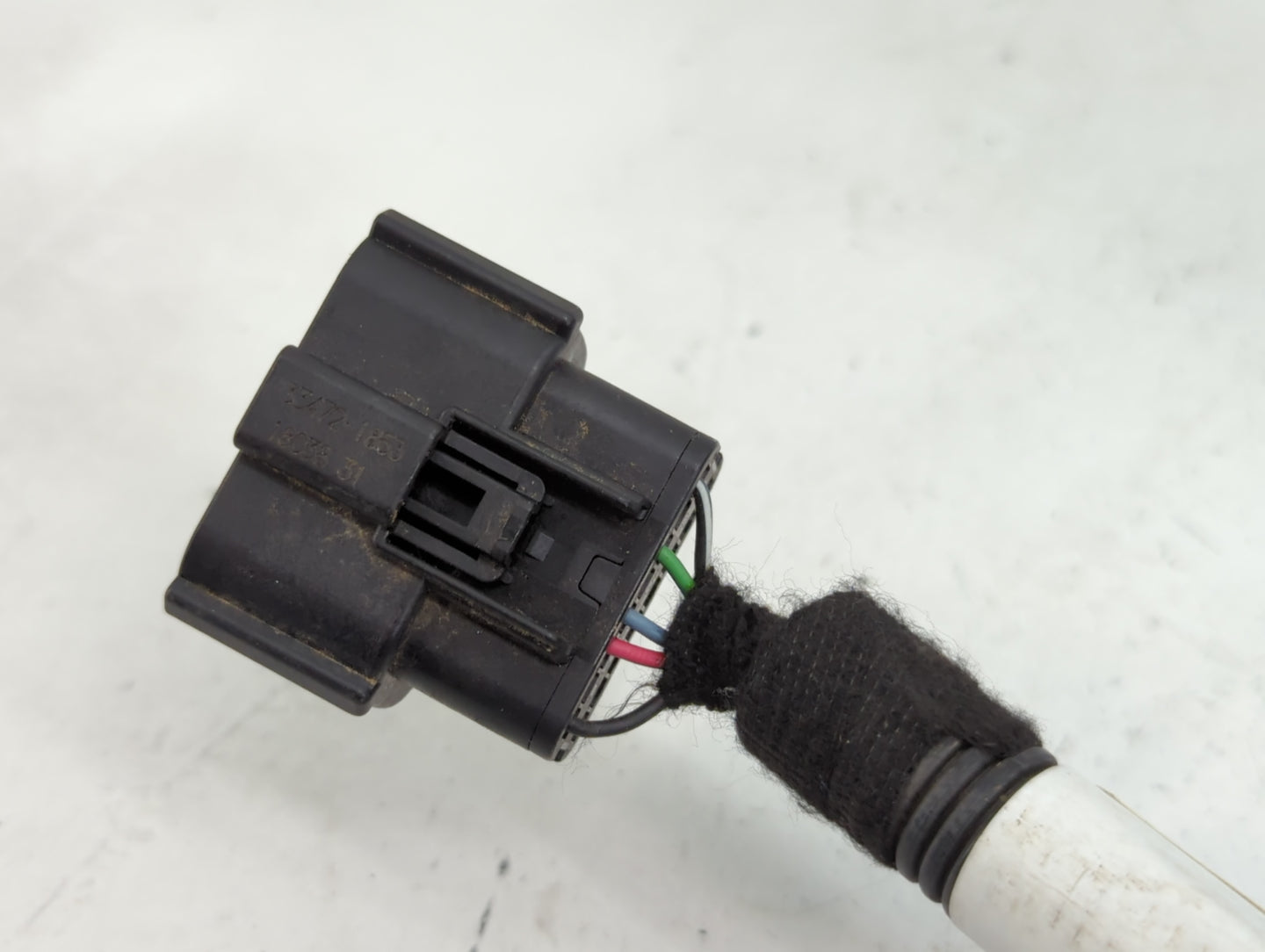 2018 Ford Fusion Side Mirror Replacement Driver Left View Door Mirror Fits OEM Used Auto Parts - Oemusedautoparts1.com