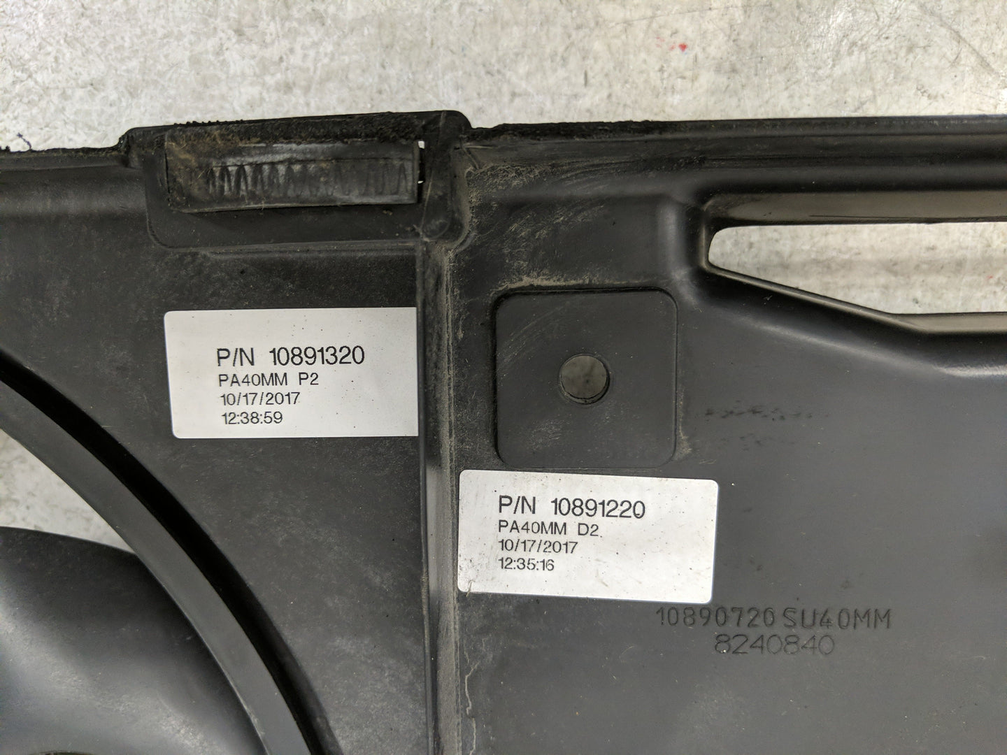 2016-2020 Ford Fusion Electric Radiator Cooling Fan Motor Assembly P/N:10891220 10891320 Fits Fits 2016 2017 2018 2019 2020 