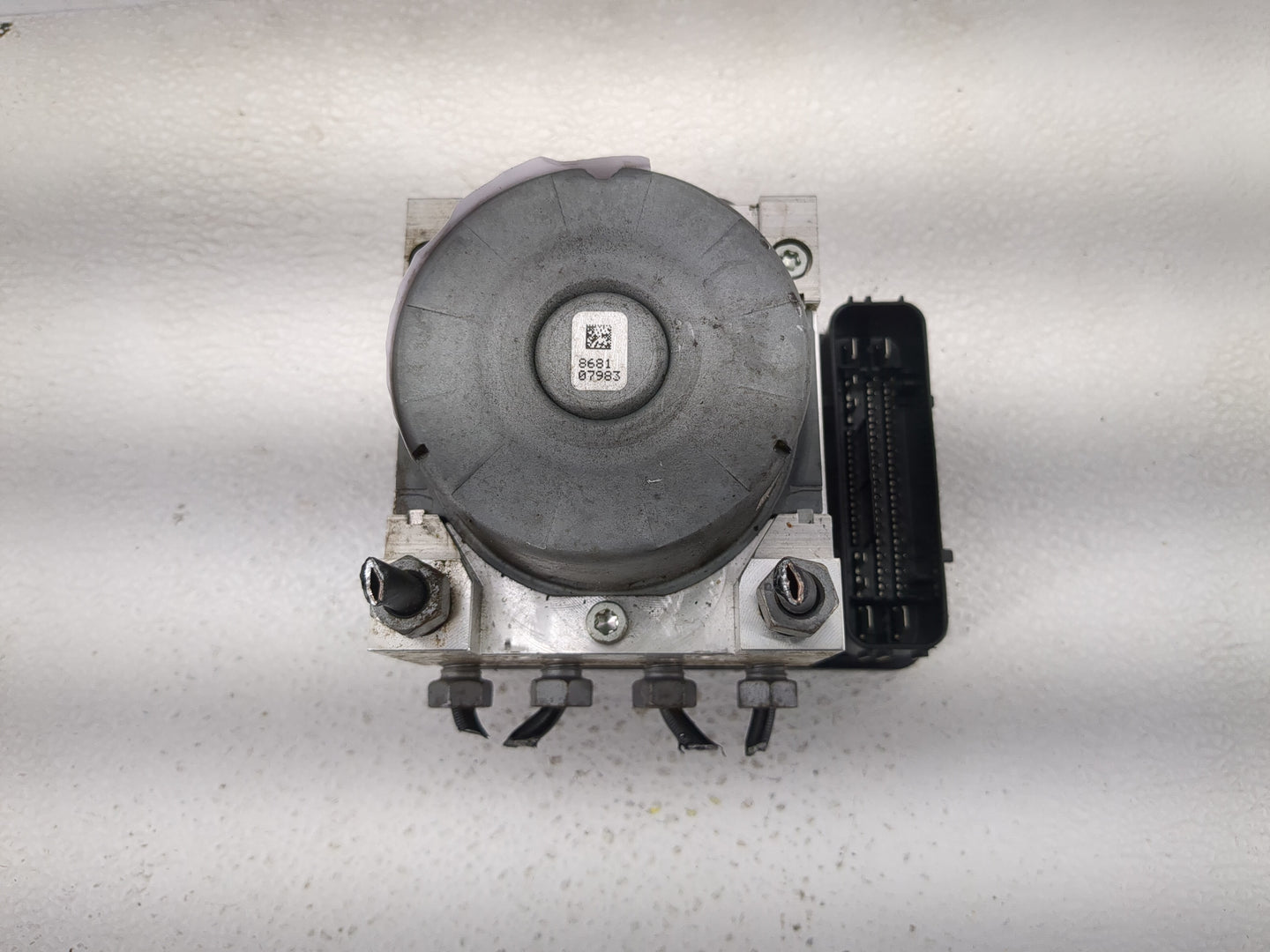 2017-2018 Ford Fusion ABS Pump Control Module Replacement P/N:HG9C-2B373-BH Fits Fits 2017 2018 OEM Used Auto Parts - Oemuse