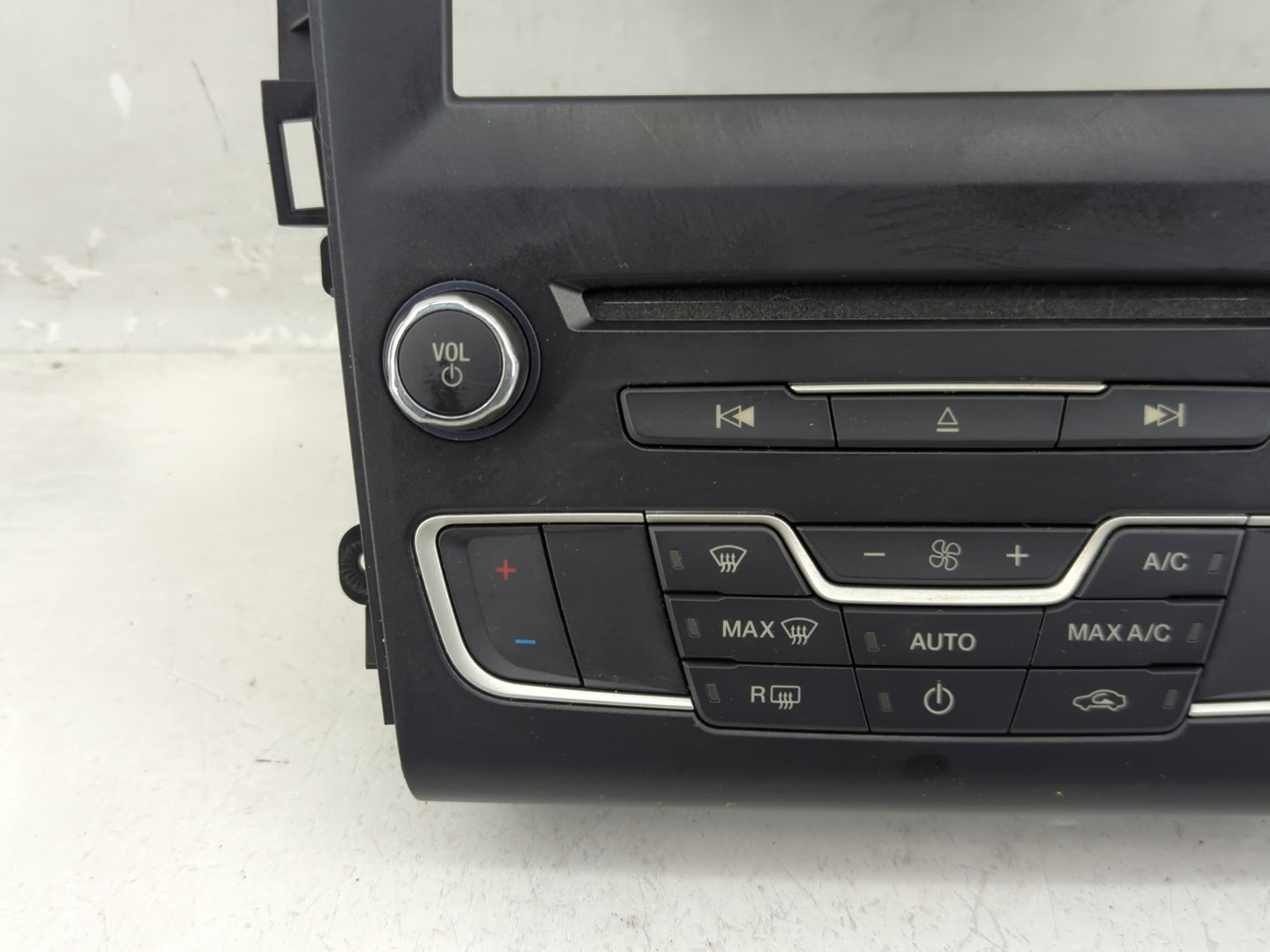 2017-2020 Ford Fusion Radio Control Panel - Oemusedautoparts1.com
