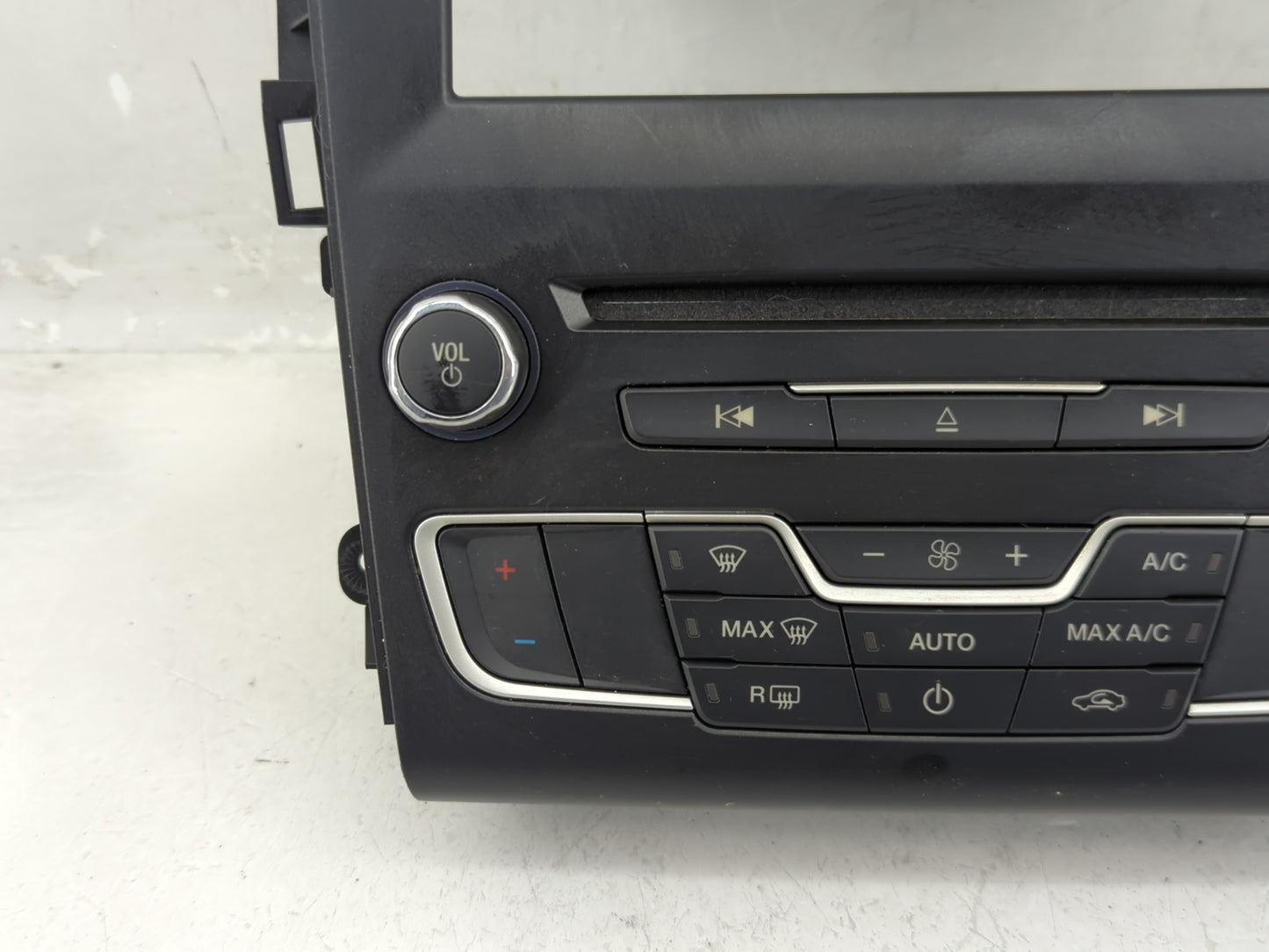 2017-2020 Ford Fusion Radio Control Panel - Oemusedautoparts1.com
