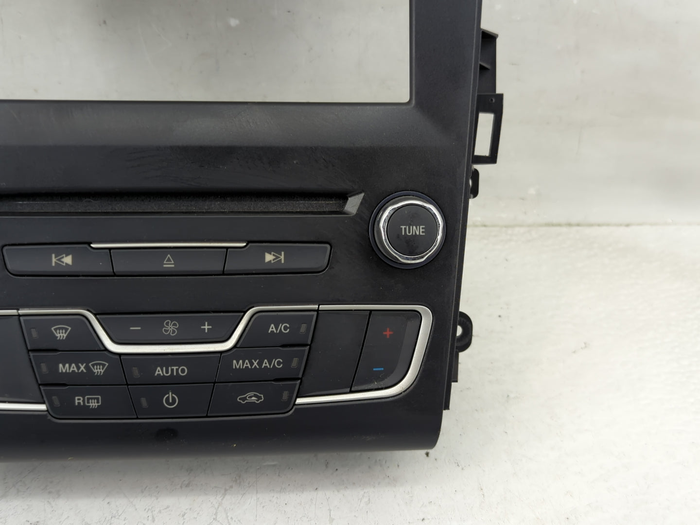 2017-2020 Ford Fusion Radio Control Panel - Oemusedautoparts1.com