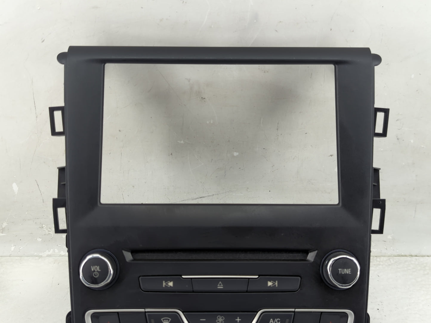 2017-2020 Ford Fusion Radio Control Panel - Oemusedautoparts1.com