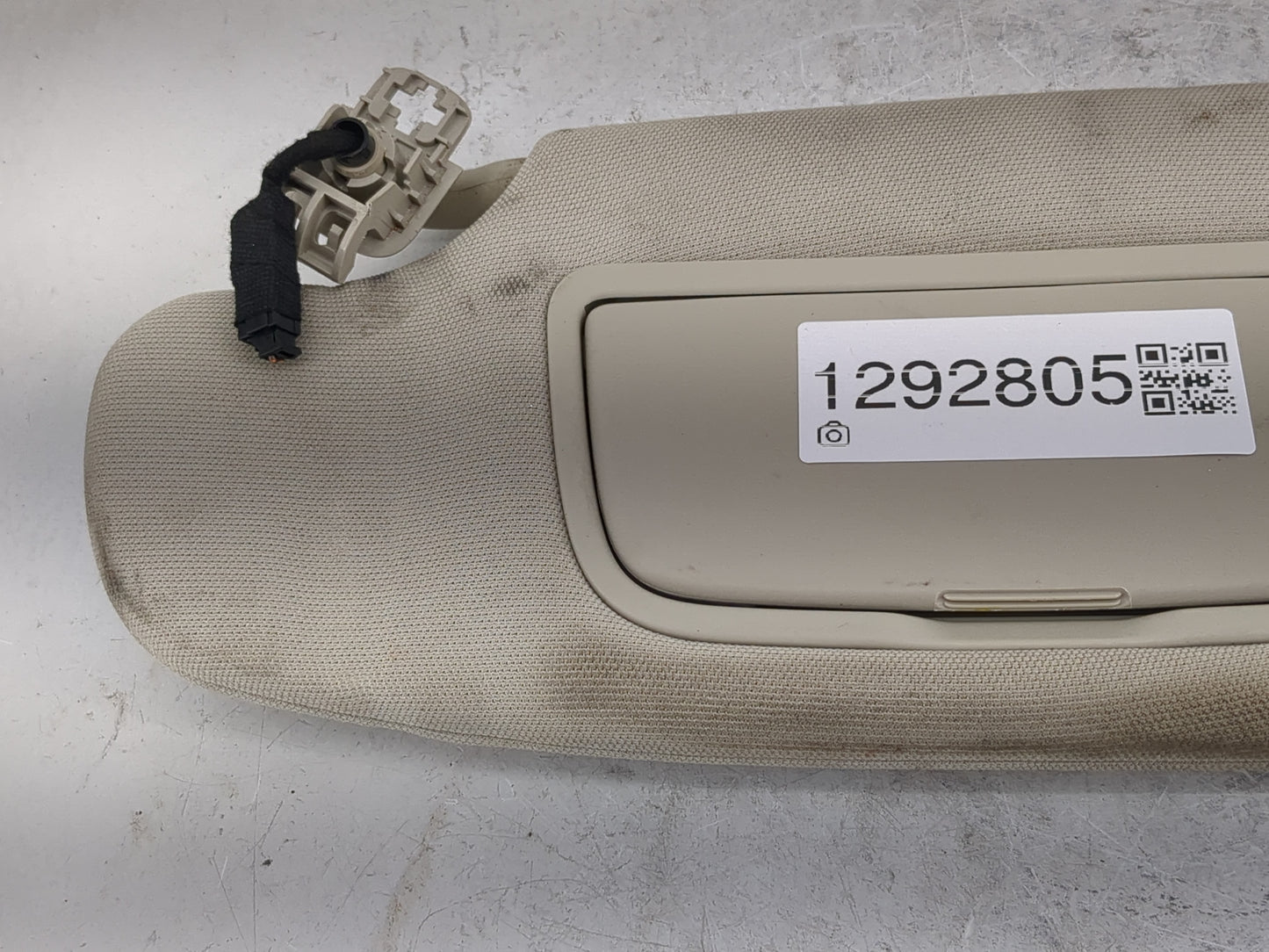 2017-2020 Ford Fusion Sun Visor Shade Replacement Driver Left Mirror Fits Fits 2017 2018 2019 2020 OEM Used Auto Parts - Oem
