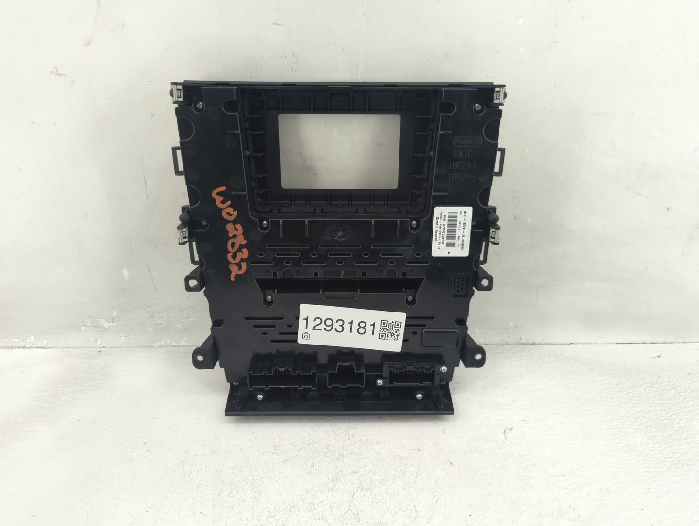 2017-2020 Ford Fusion Radio Control Panel - Oemusedautoparts1.com