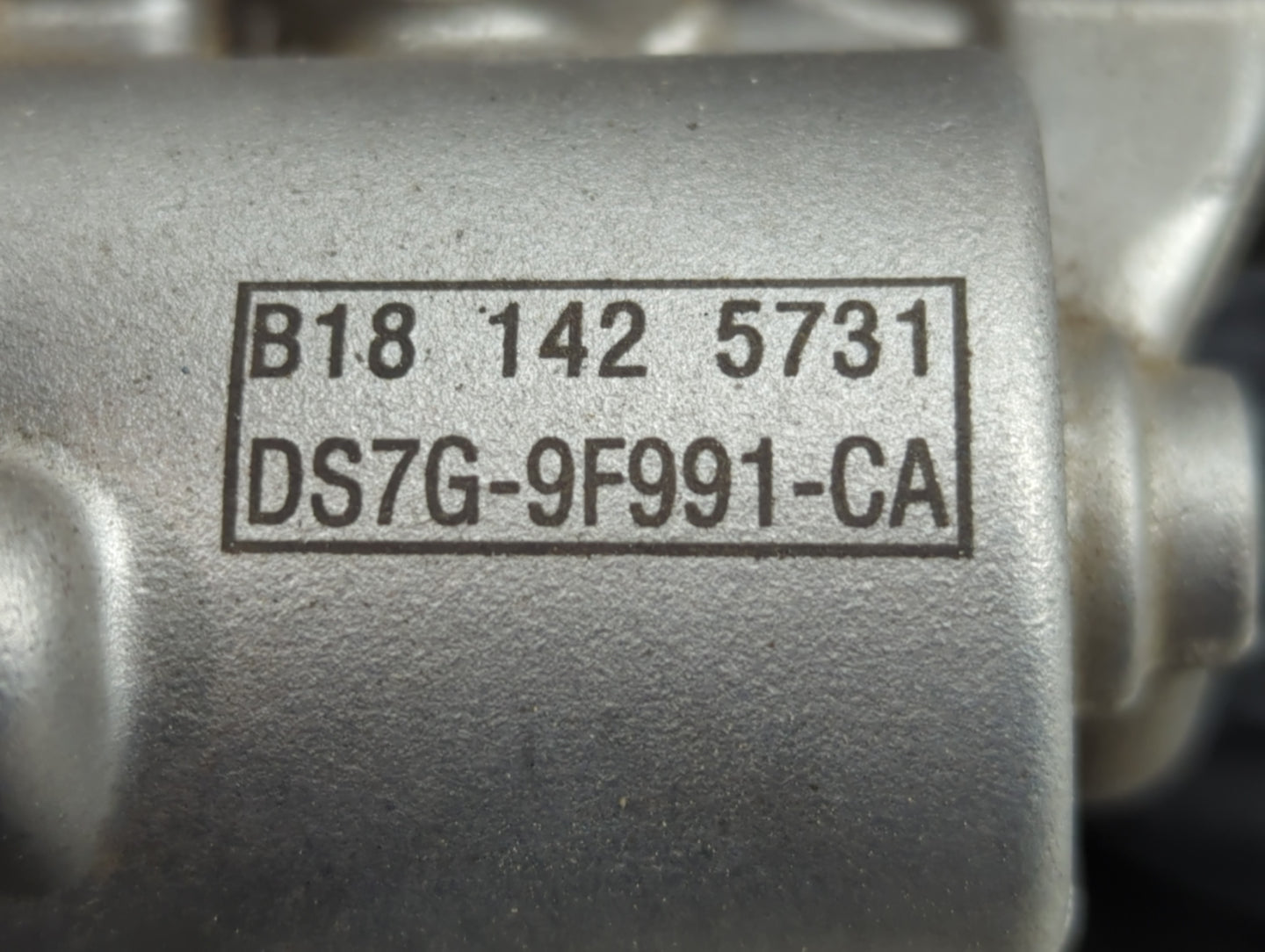 2014-2020 Ford Fusion Throttle Body P/N:DS7G-9F991-CA Fits Fits 2014 2015 2016 2017 2018 2019 2020 OEM Used Auto Parts - Oem