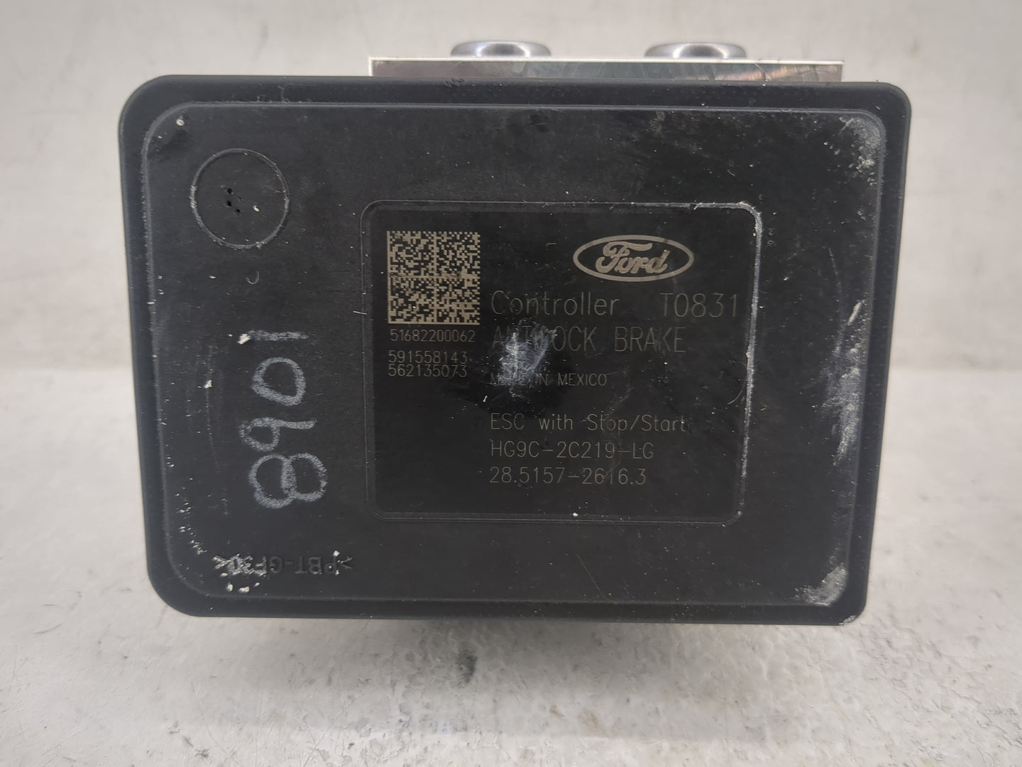 2017-2018 Ford Fusion ABS Pump Control Module Replacement P/N:HG9C-2C219-LG HG9C-2B373-BH Fits Fits 2017 2018 OEM Used Auto 