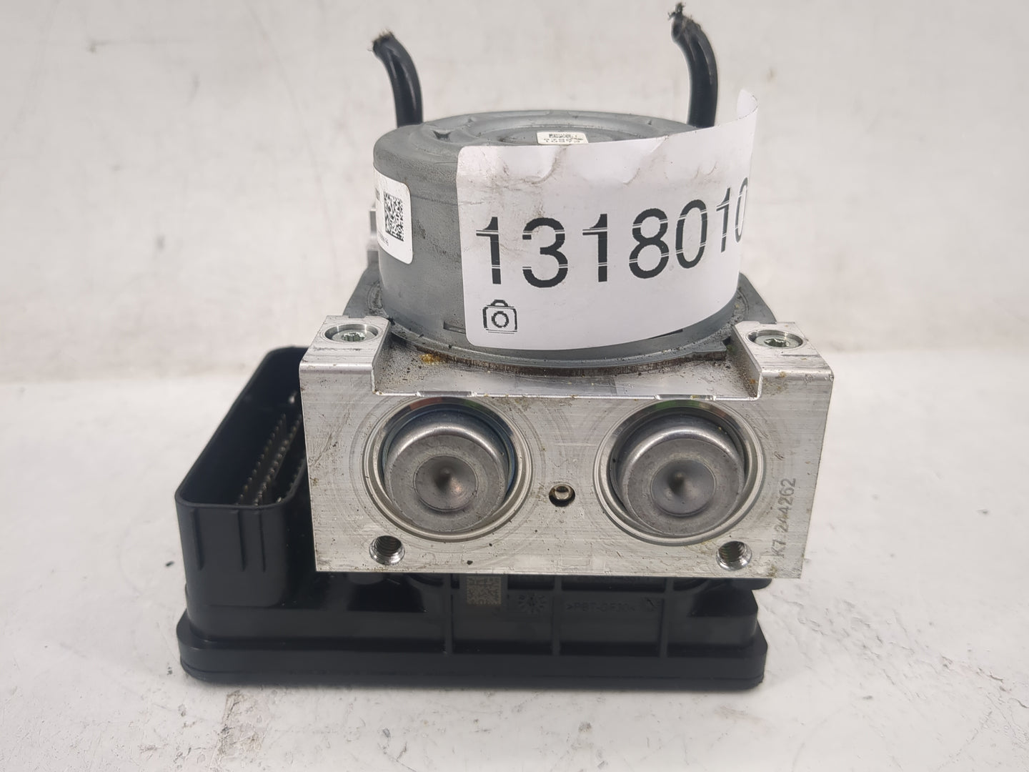 2017-2018 Ford Fusion ABS Pump Control Module Replacement P/N:HG9C-2B373-BH Fits Fits 2017 2018 OEM Used Auto Parts - Oemuse
