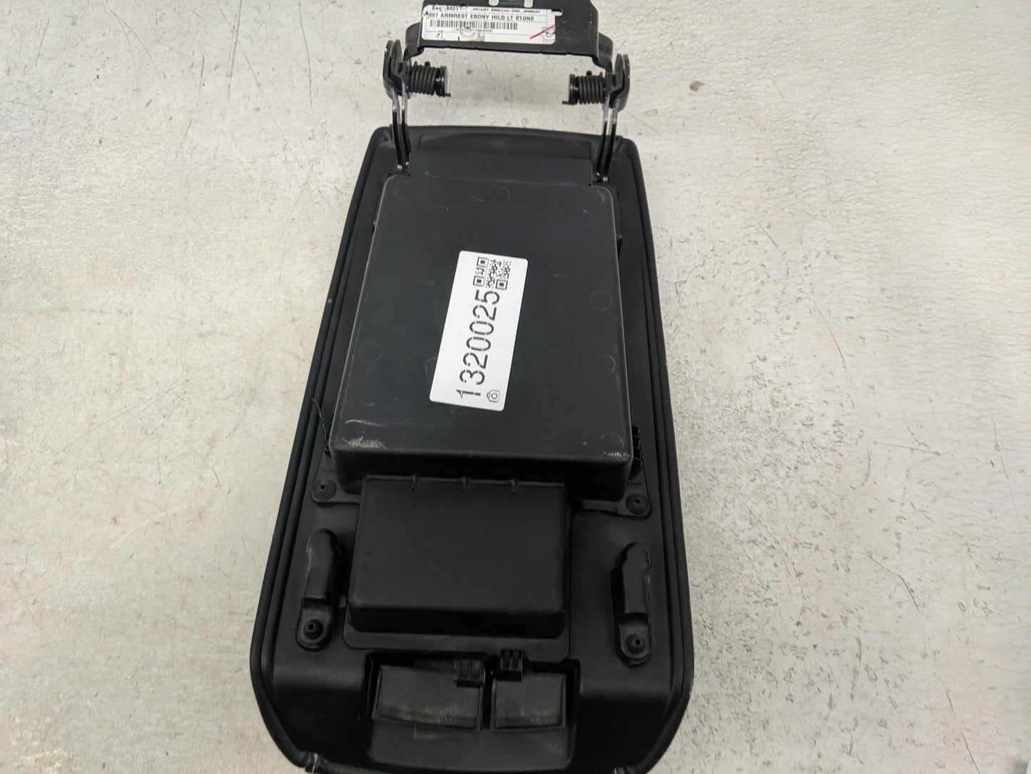 2018 Ford Fusion Center Console Armrest Cover Lid Fits OEM Used Auto Parts - Oemusedautoparts1.com