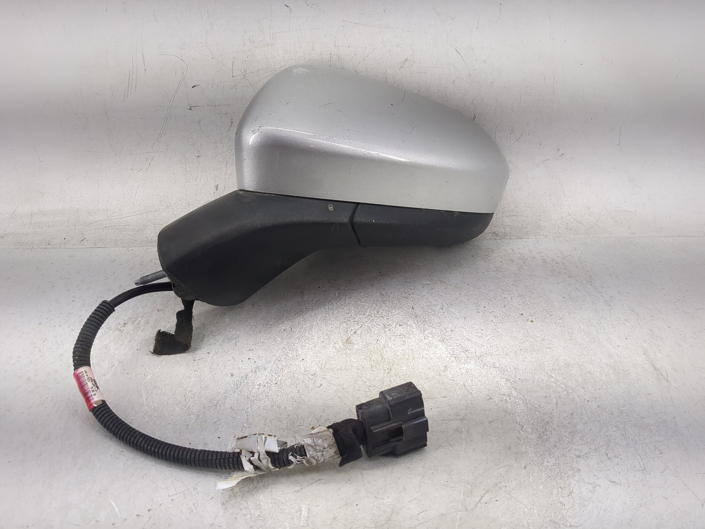 2016-2020 Ford Fusion Driver Side View Mirror - Left Door Mirror OEM Used - Oemusedautoparts1.com