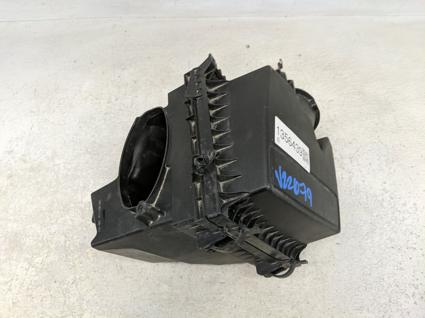 2017-2020 Ford Fusion Air Cleaner Intake-duct Hose Tube - Oemusedautoparts1.com