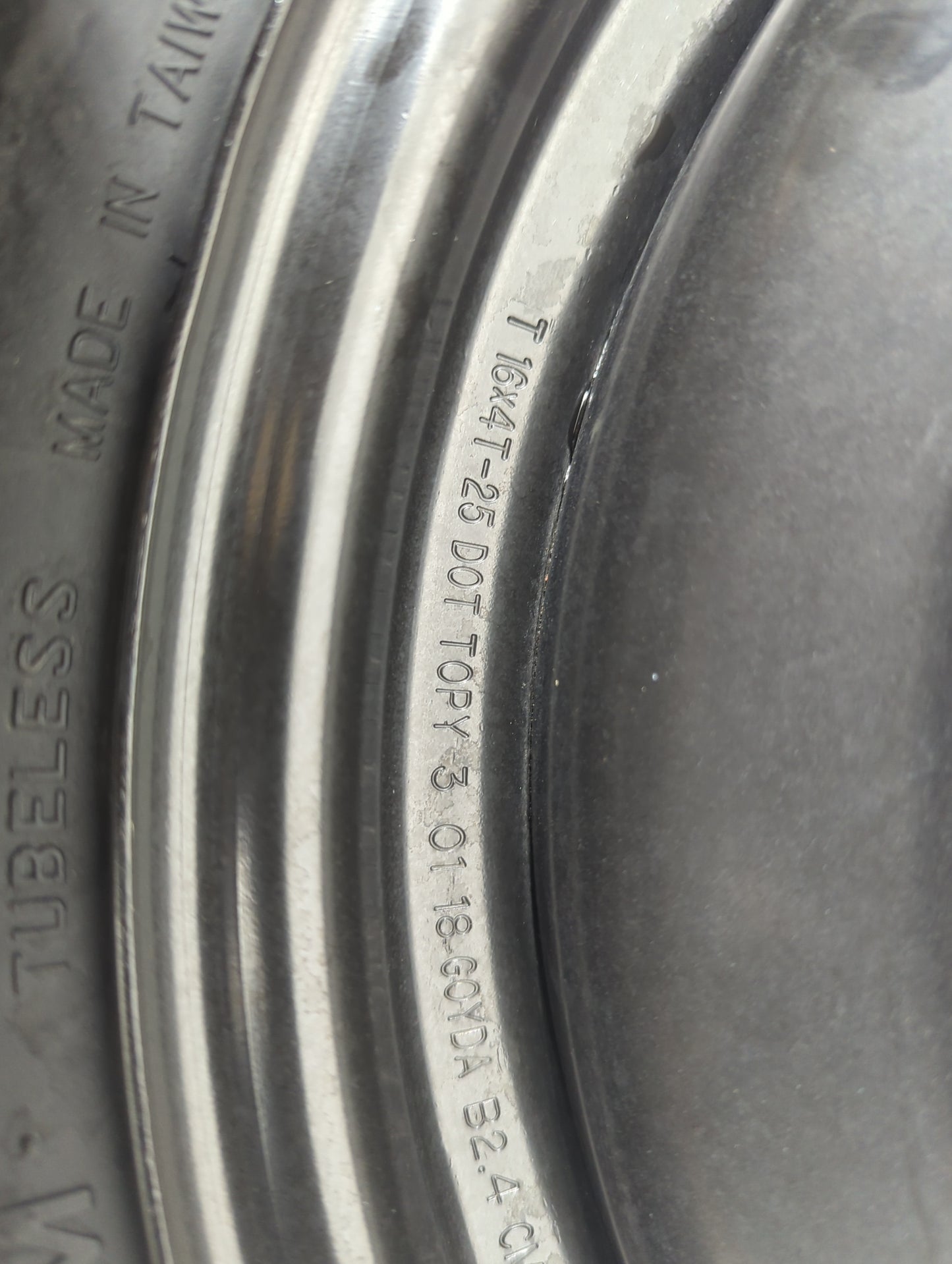 2013-2020 Ford Fusion Spare Donut Tire Wheel Rim Oem 1356562 - Oemusedautoparts1.com
