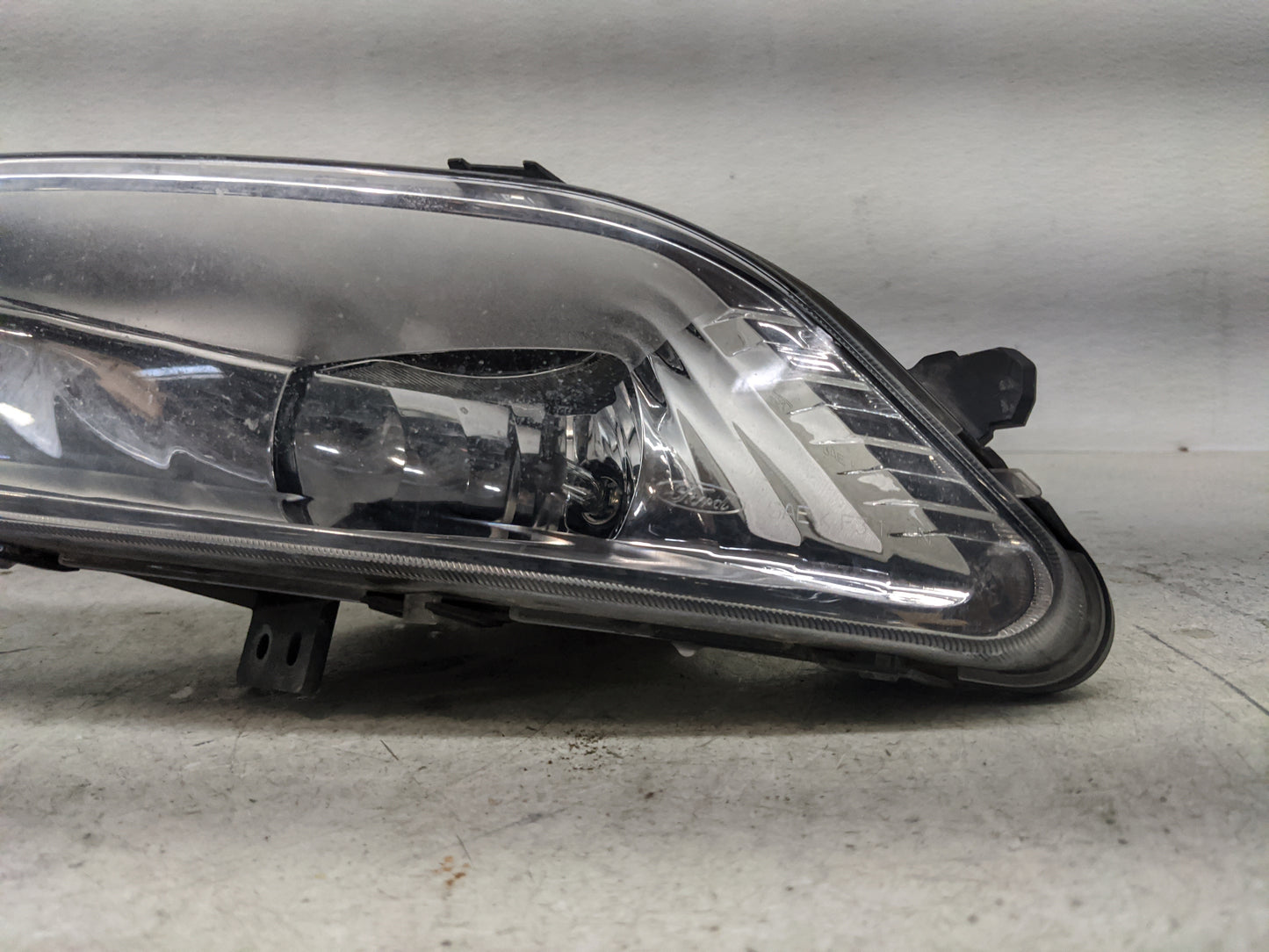 2017-2018 Ford Fusion Driver Left Oem Fog Light Lamp - Oemusedautoparts1.com