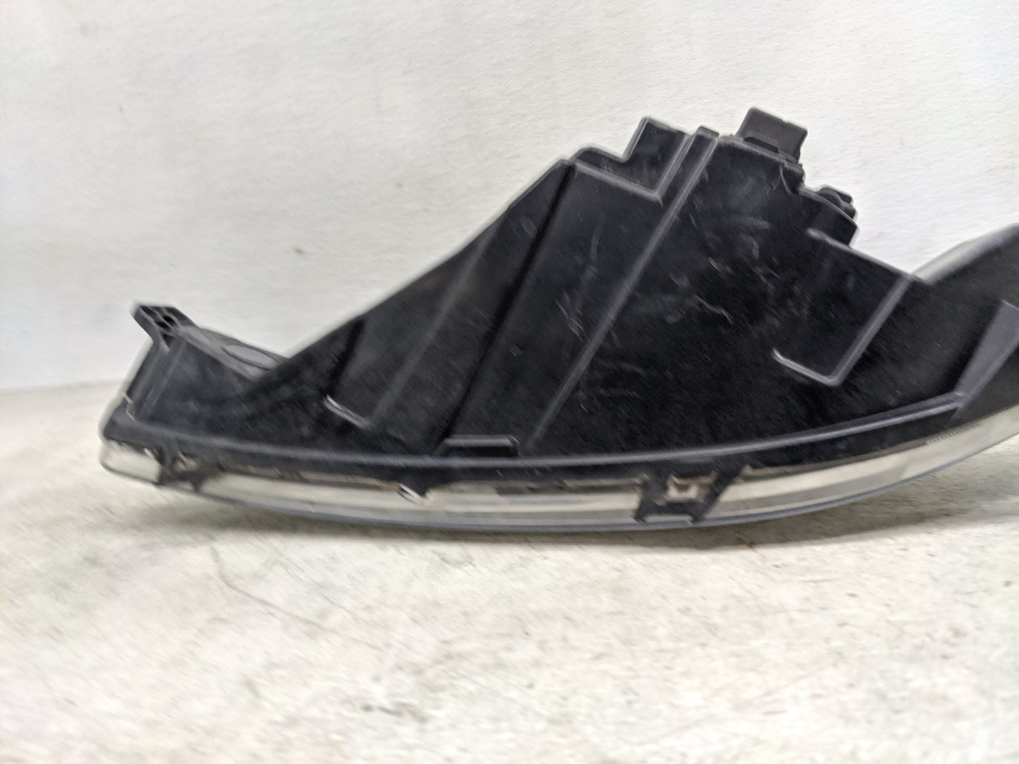 2017-2018 Ford Fusion Driver Left Oem Fog Light Lamp - Oemusedautoparts1.com