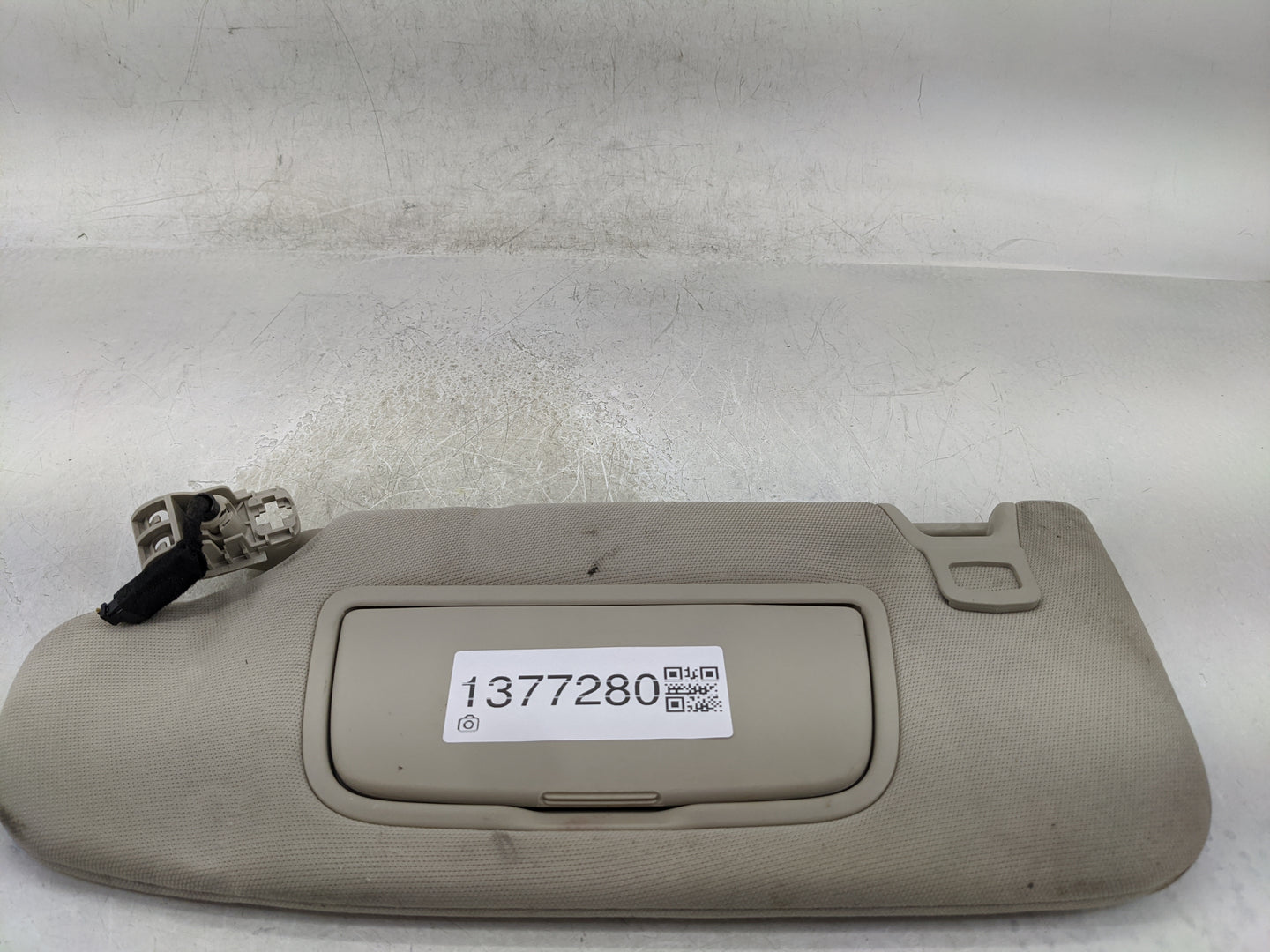 2017-2020 Ford Fusion Sun Visor Shade Replacement Driver Left Mirror Fits Fits 2017 2018 2019 2020 OEM Used Auto Parts - Oem