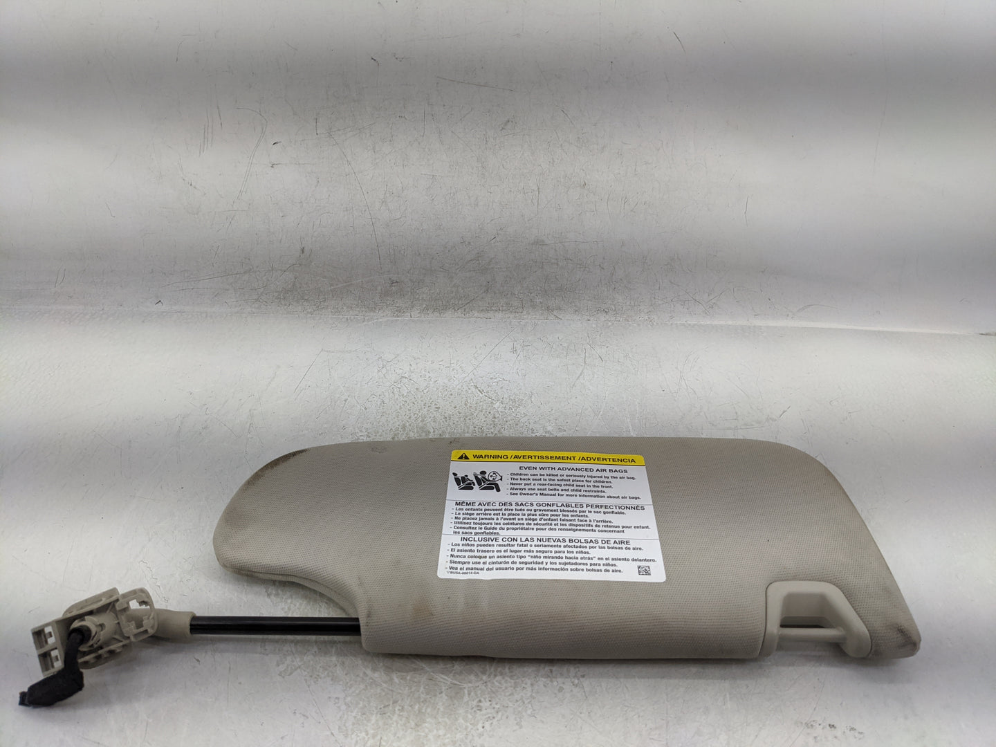 2017-2020 Ford Fusion Sun Visor Shade Replacement Driver Left Mirror Fits Fits 2017 2018 2019 2020 OEM Used Auto Parts - Oem