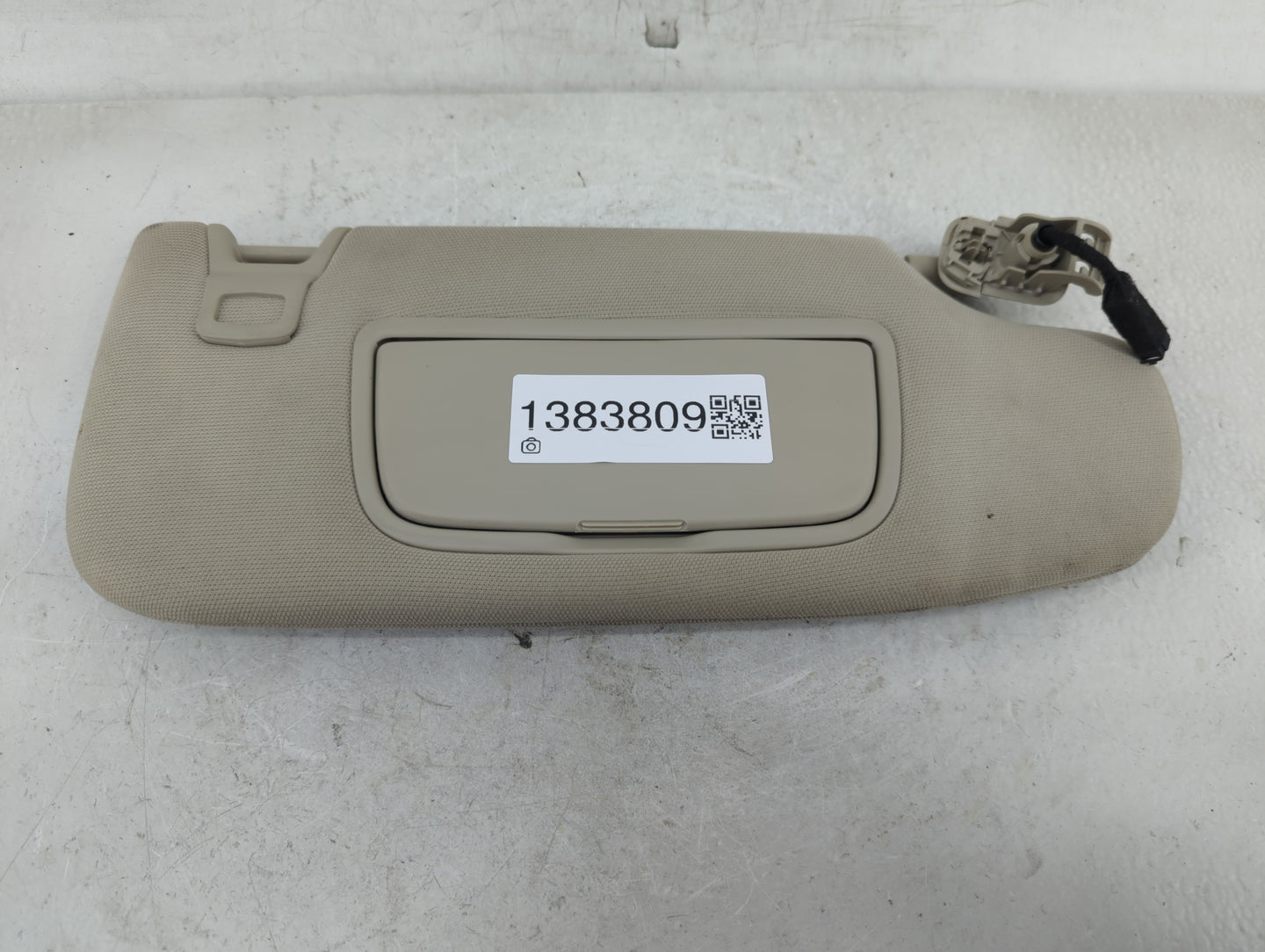 2017-2020 Ford Fusion Sun Visor Shade Replacement Passenger Right Mirror Fits Fits 2017 2018 2019 2020 OEM Used Auto Parts -