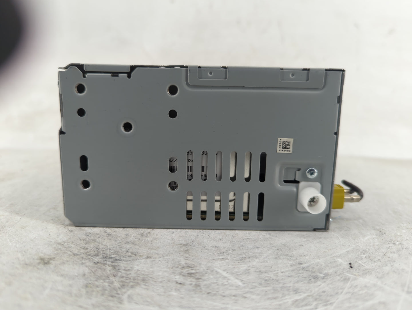 2017-2020 Ford Fusion Radio AM FM Cd Player Receiver Replacement P/N:HS7T-19C107-ZD Fits Fits 2017 2018 2019 2020 OEM Used A