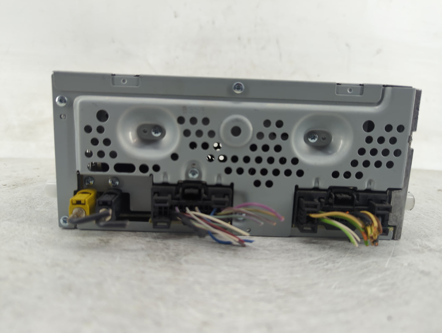 2017-2020 Ford Fusion Radio AM FM Cd Player Receiver Replacement P/N:HS7T-19C107-ZD Fits Fits 2017 2018 2019 2020 OEM Used A