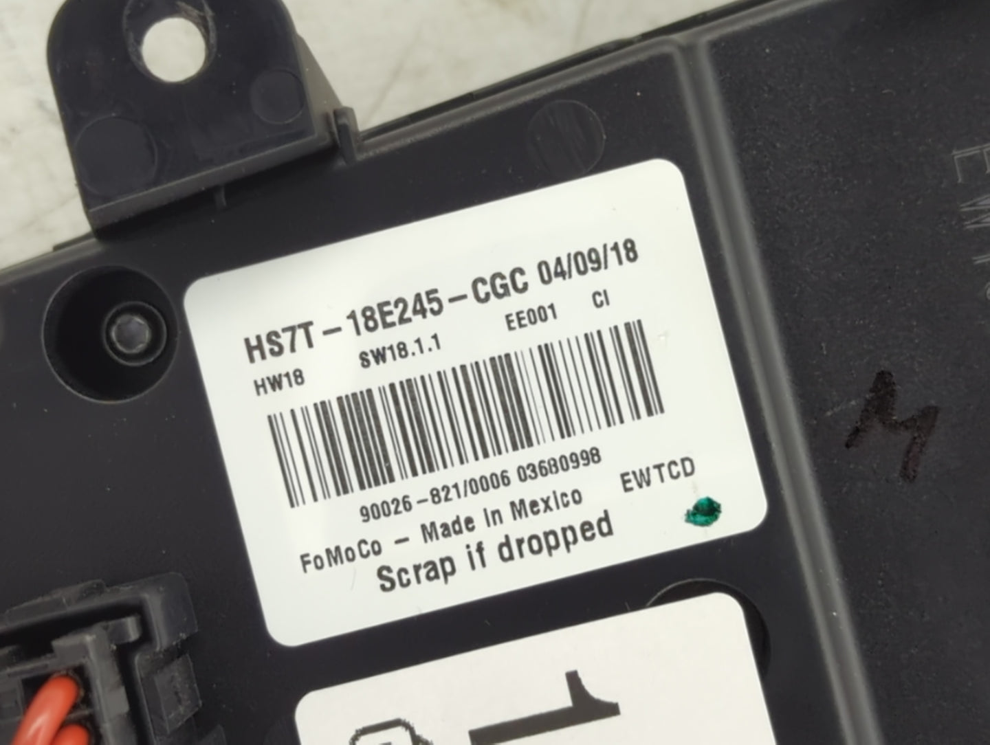 2016-2020 Ford Fusion Radio Control Panel - Oemusedautoparts1.com