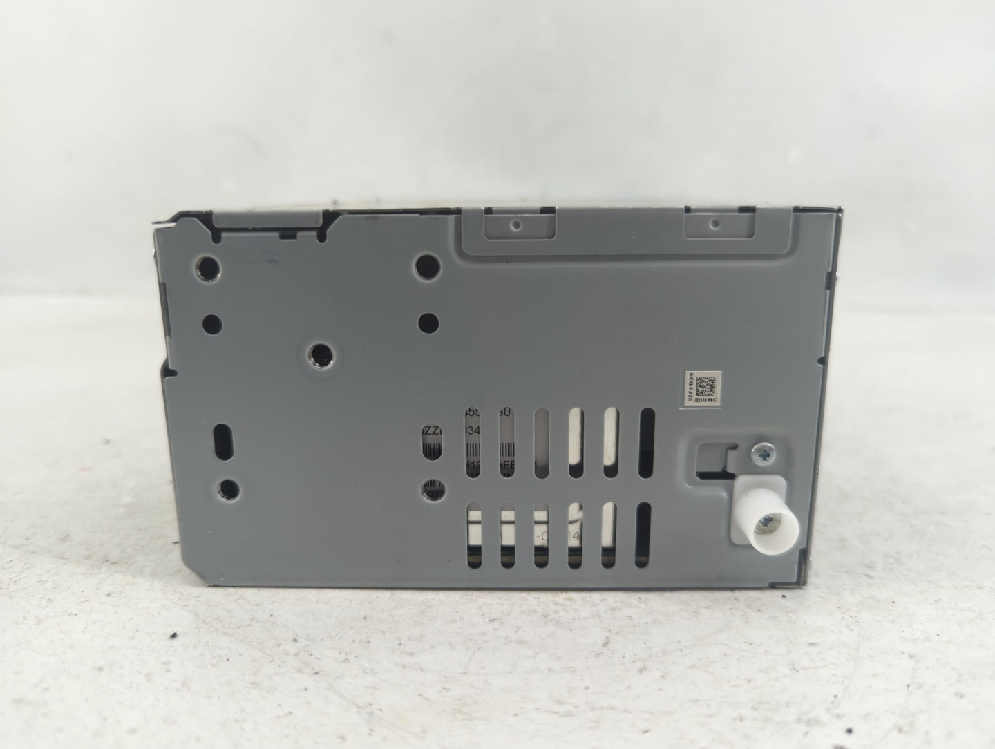 2017-2020 Ford Fusion Radio AM FM Cd Player Receiver Replacement P/N:CQ-FJ26E0UMC Fits Fits 2017 2018 2019 2020 OEM Used Aut