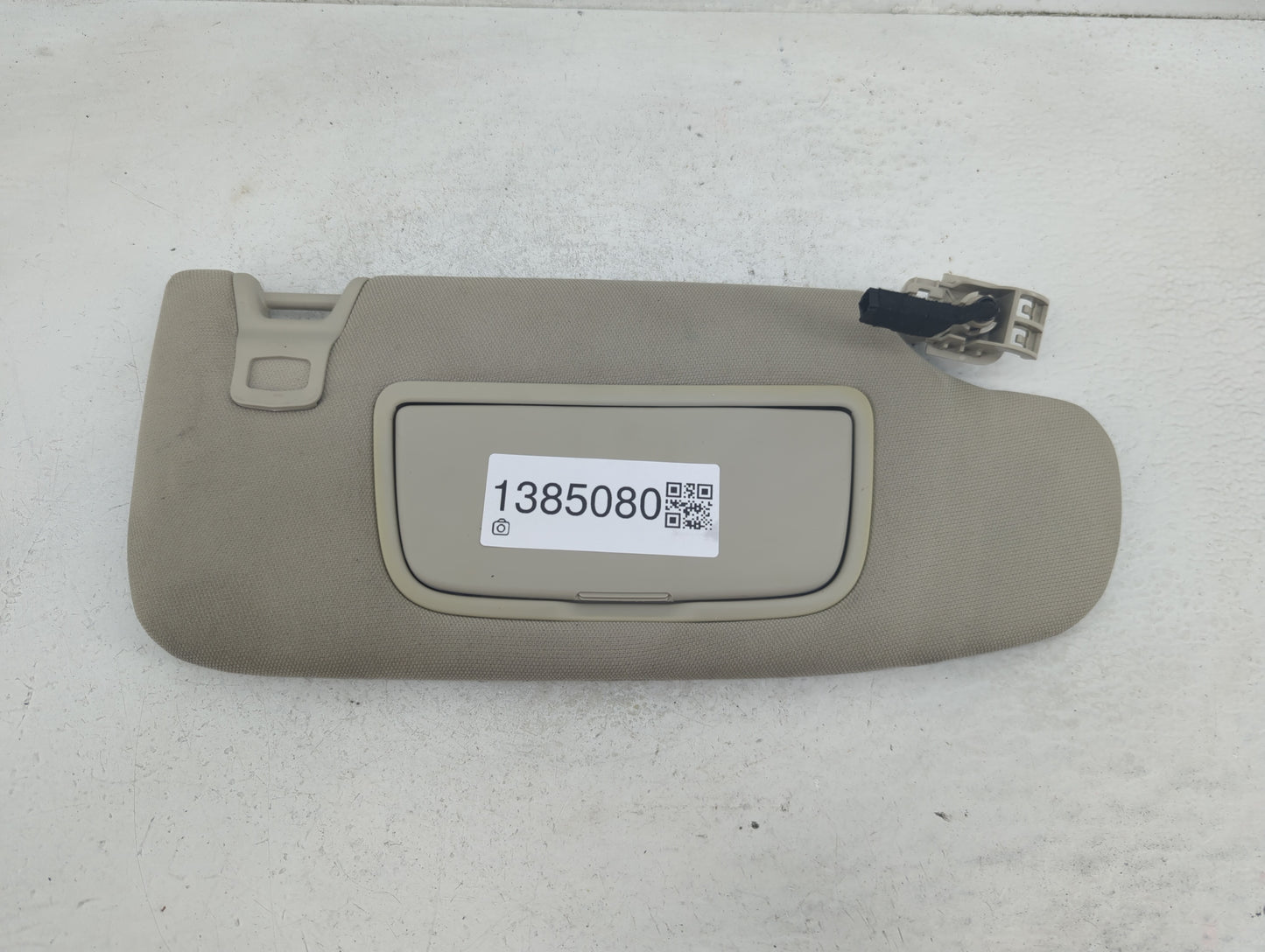 2017-2020 Ford Fusion Sun Visor Shade Replacement Passenger Right Mirror Fits Fits 2017 2018 2019 2020 OEM Used Auto Parts -