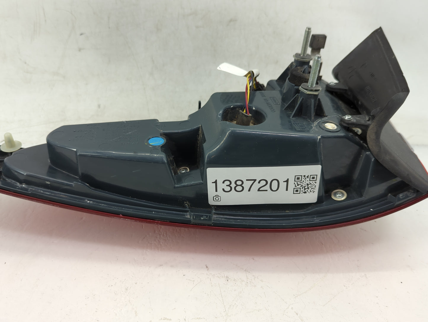 2017-2020 Ford Fusion Tail Light Assembly Driver Left OEM P/N:HS73-13405-AD HS73-13A603-AH Fits Fits 2017 2018 2019 2020 OEM