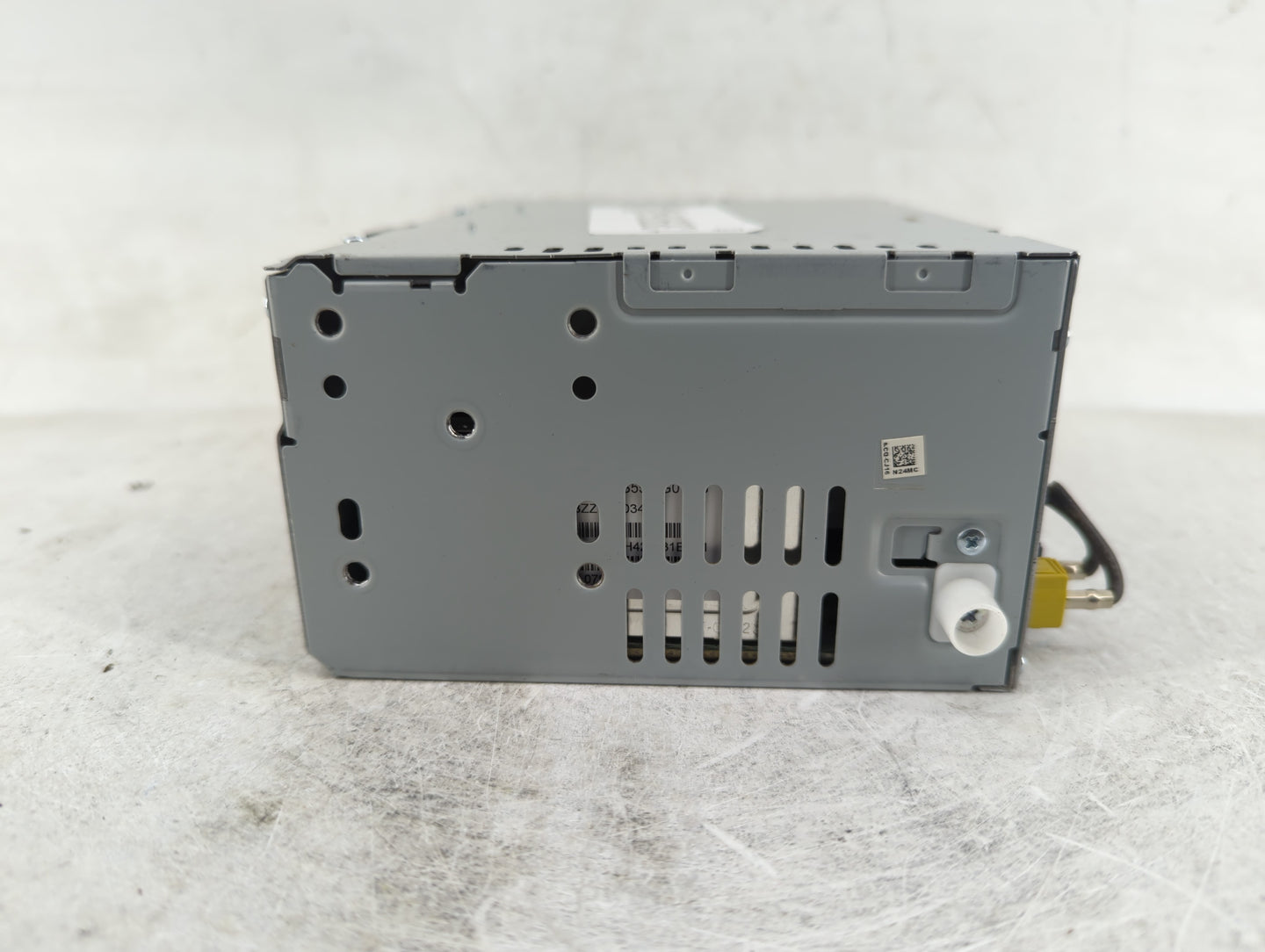 2017-2020 Ford Fusion Radio AM FM Cd Player Receiver Replacement P/N:HS7T-19C107-ZD Fits Fits 2017 2018 2019 2020 OEM Used A